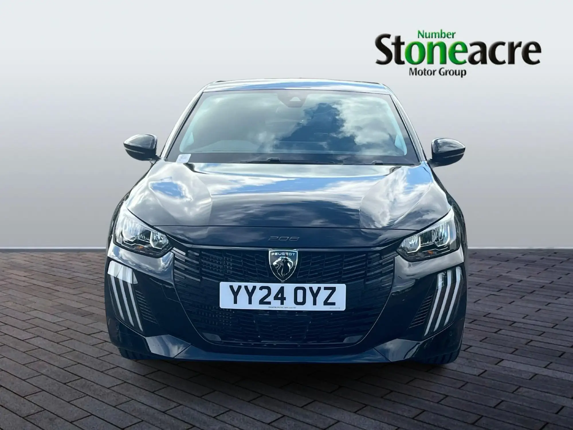 Peugeot 208 Image 2