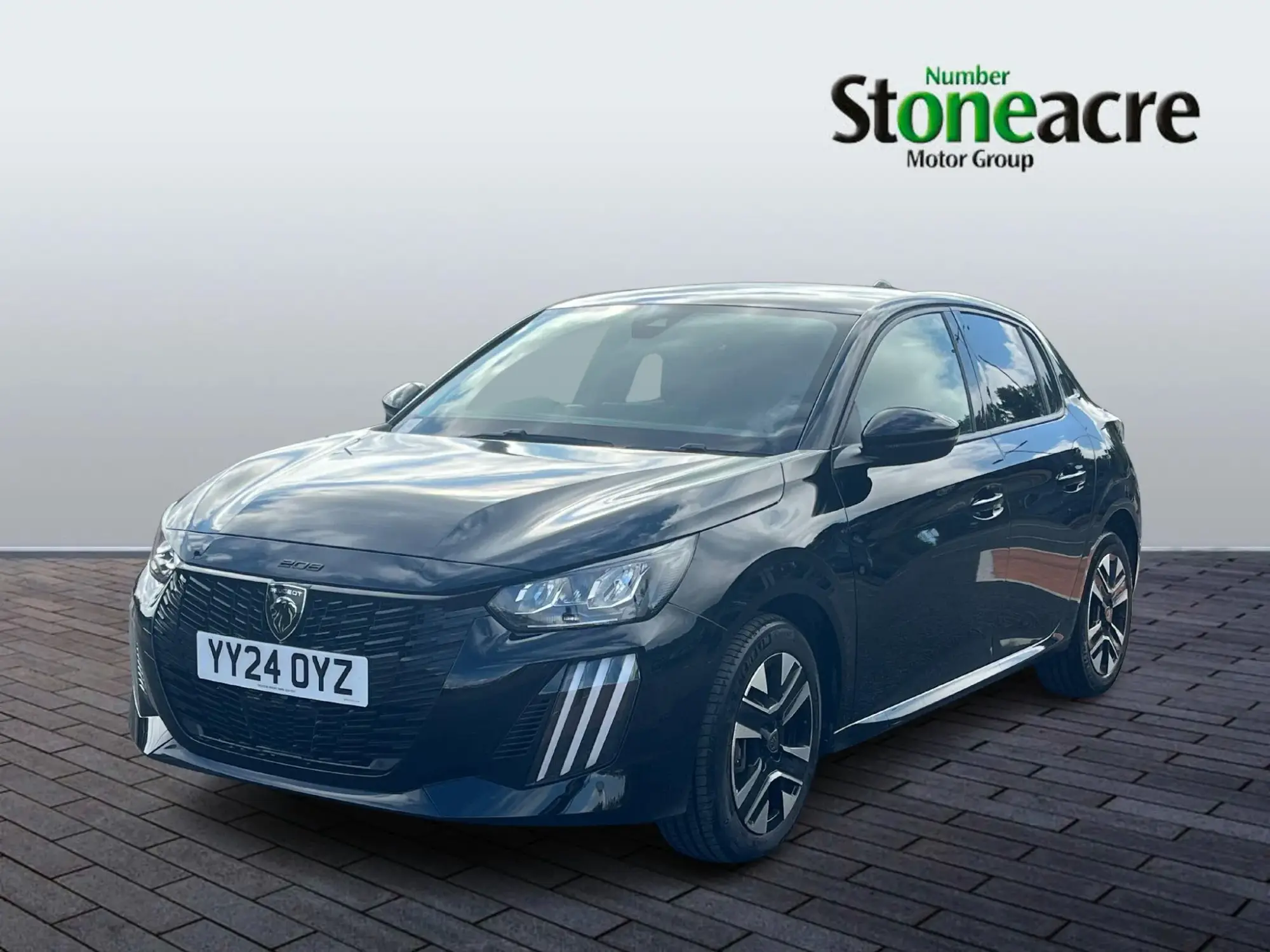 Peugeot 208 Image 3