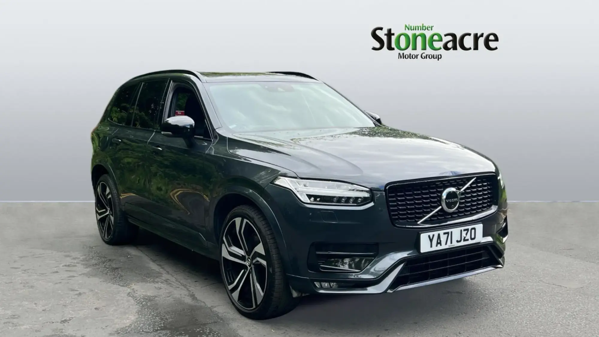 Volvo XC90 2.0 B5D [235] R DESIGN Pro 5dr AWD Geartronic YA71JZO Image 1