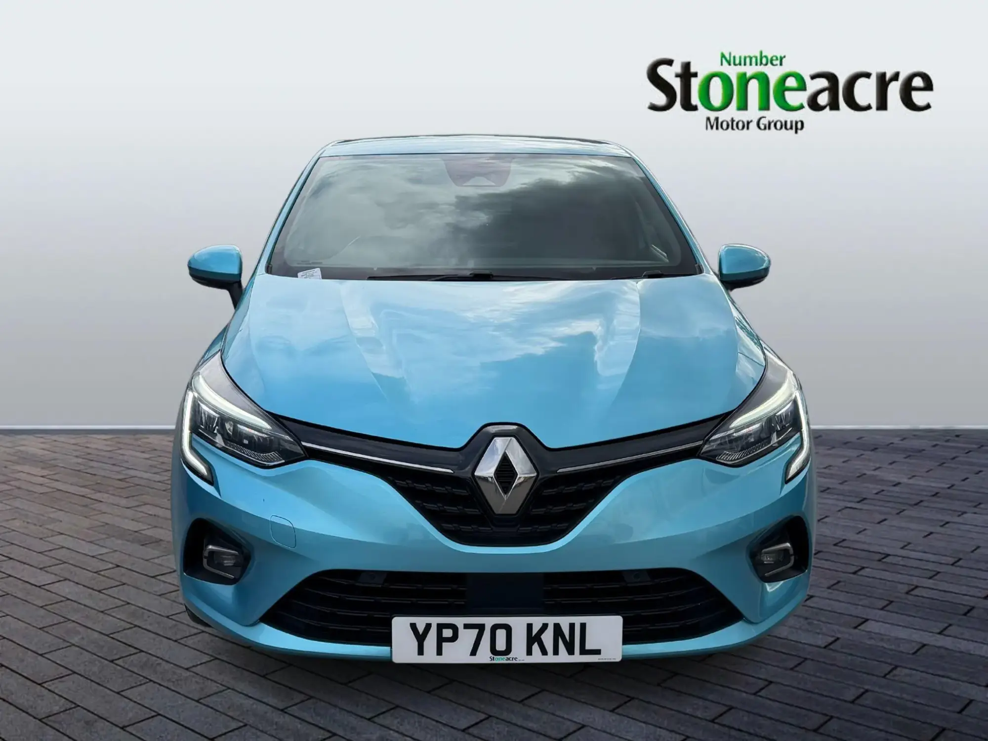 Renault Clio E-Tech Image 8 Renault Clio E-Tech Image 8