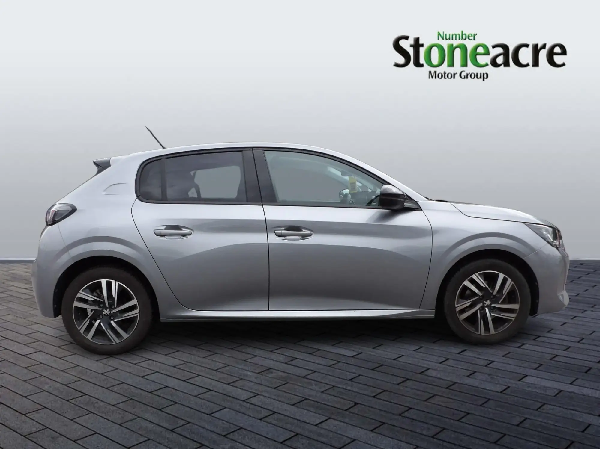 Peugeot 208 1.2 PureTech Allure Premium Hatchback 5dr Petrol Manual Euro 6 (s/s) (100 ps) YD22SSU Image 2