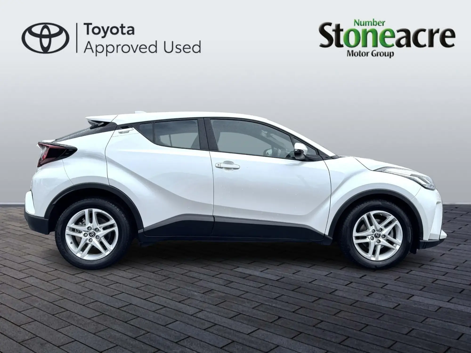 Toyota C-HR Self-Charging Hybrid 1.8 VVT-h Icon CVT Euro 6 (s/s) 5dr LS23UGR Image 2