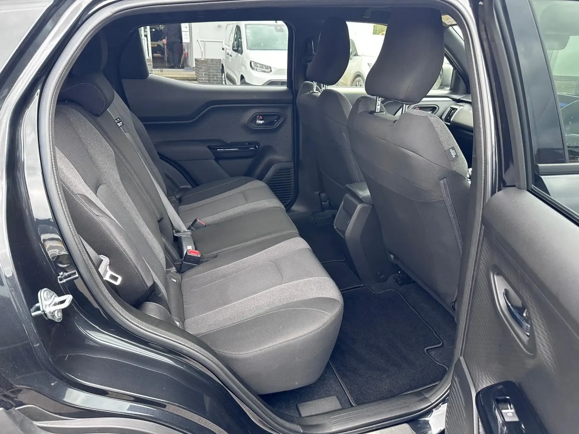 Toyota Urban Cruiser Image 13