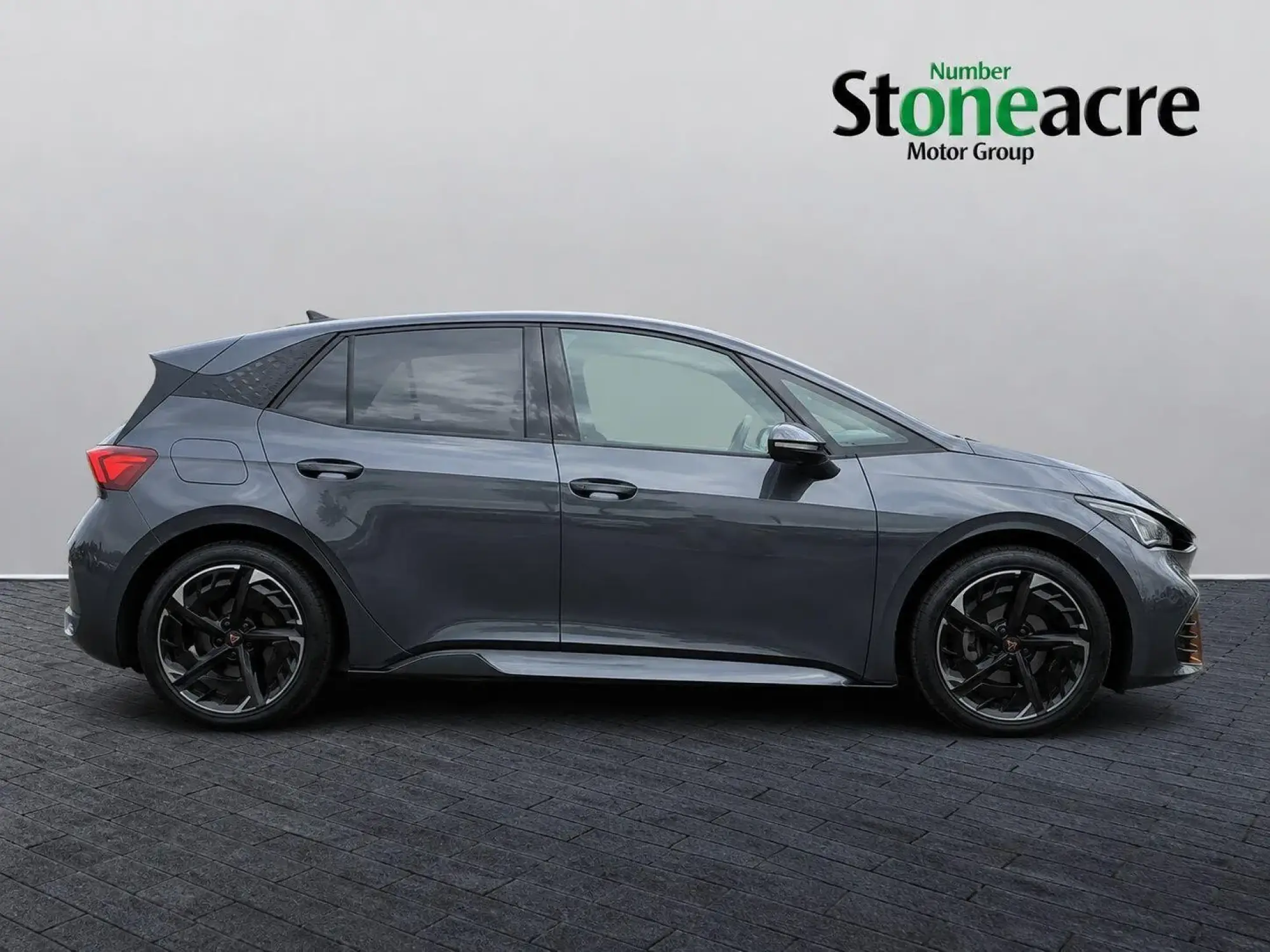 CUPRA Born e-Boost 58kWh V3 Auto 5dr LV72RBX Image 2
