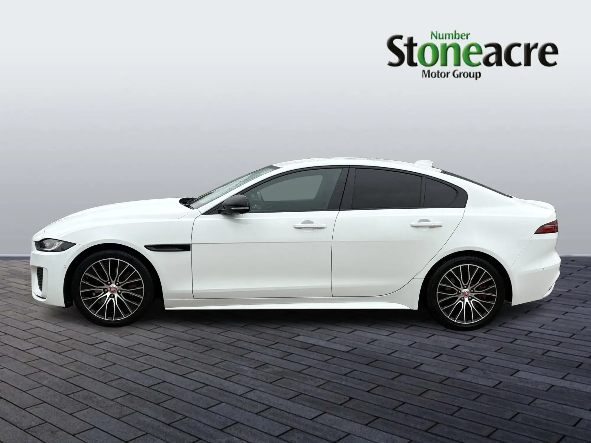 Jaguar XE Image 6 Jaguar XE Image 6