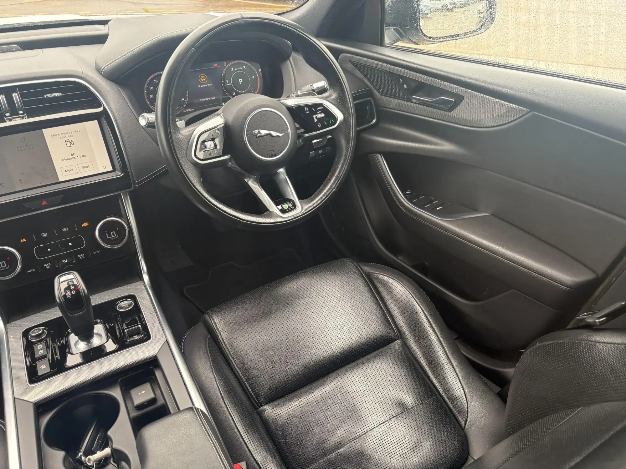 Jaguar XE Image 19 Jaguar XE Image 19