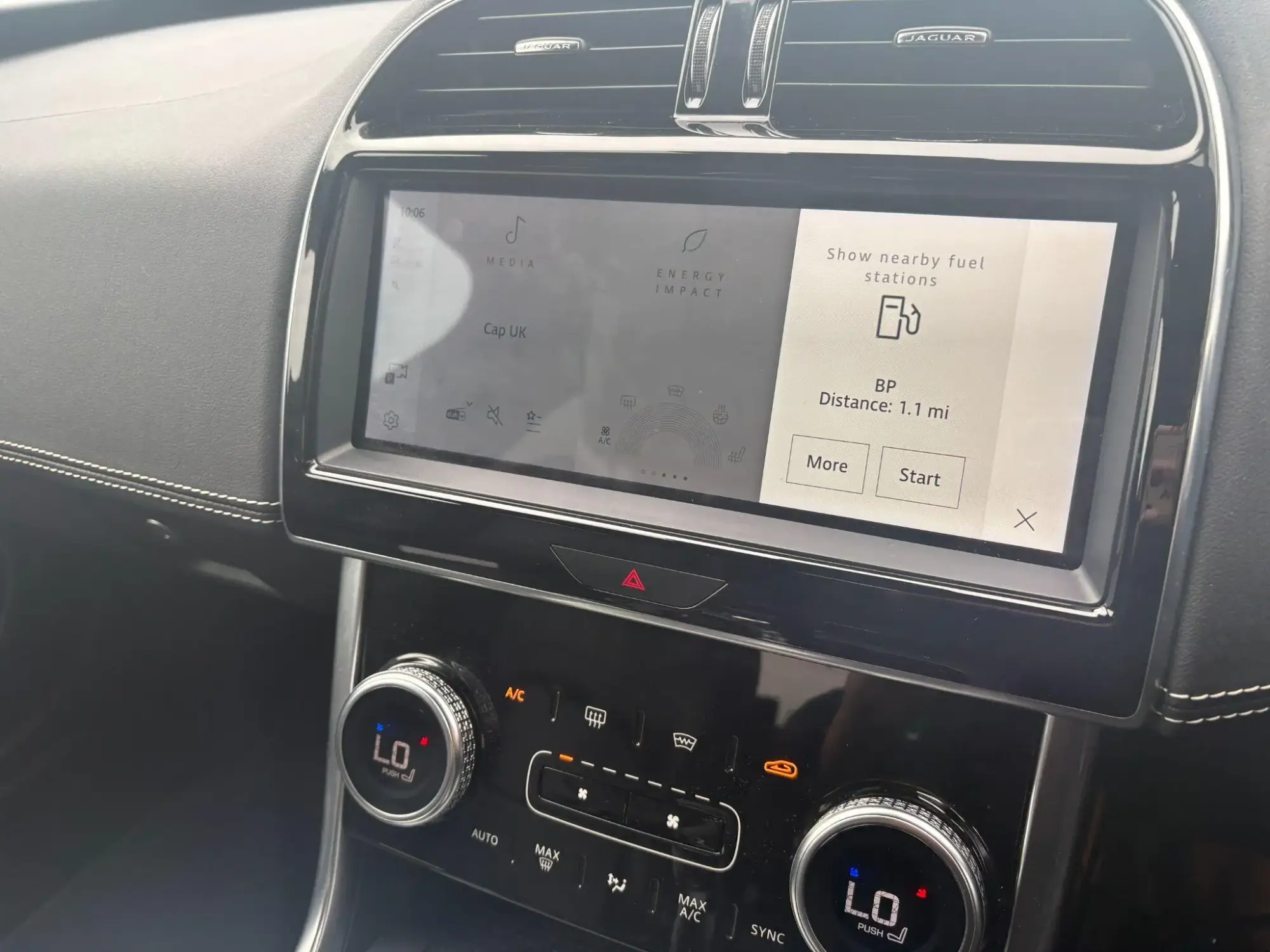 Jaguar XE Image 23 Jaguar XE Image 23