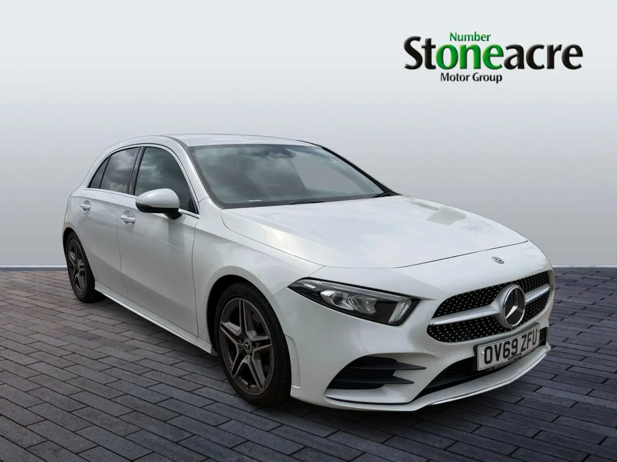 Mercedes-Benz A-Class A200 AMG Line 5dr Auto OV69ZFU Image 1