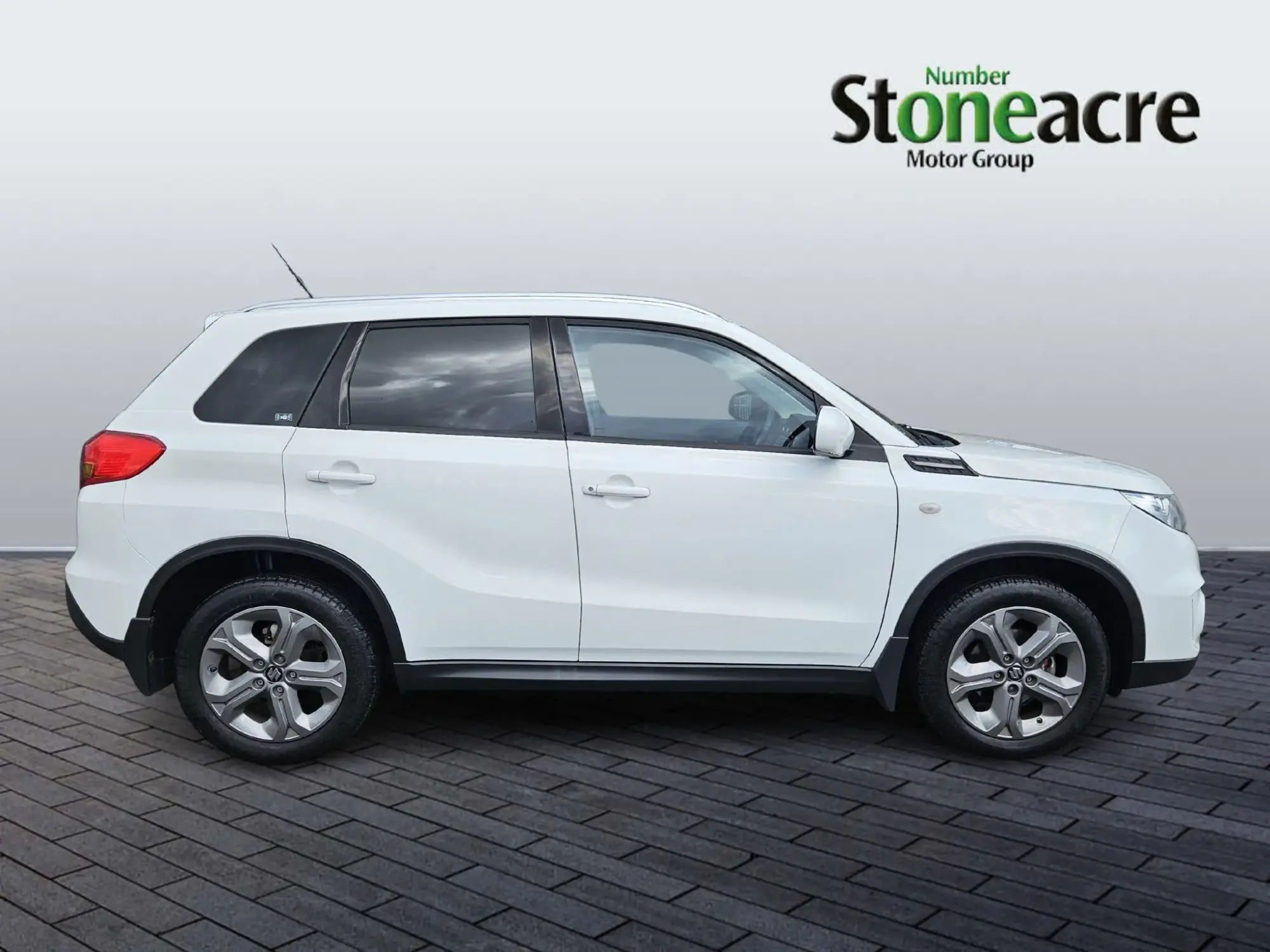 Suzuki Vitara 1.6 SZ-T 5dr NA16KGV Image 2