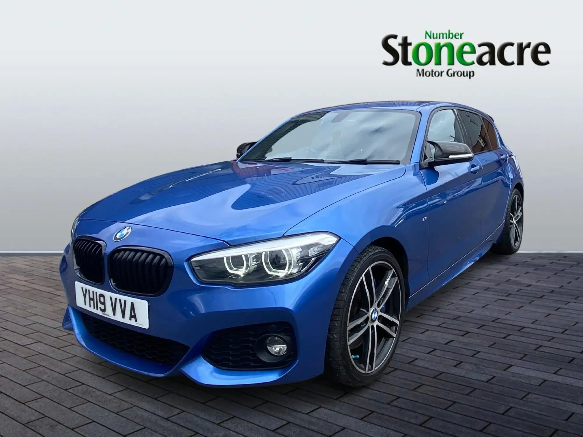 BMW 1 Series 1.5 118i GPF M Sport Shadow Edition Euro 6 (s/s) 5dr YH19VVA Image 3