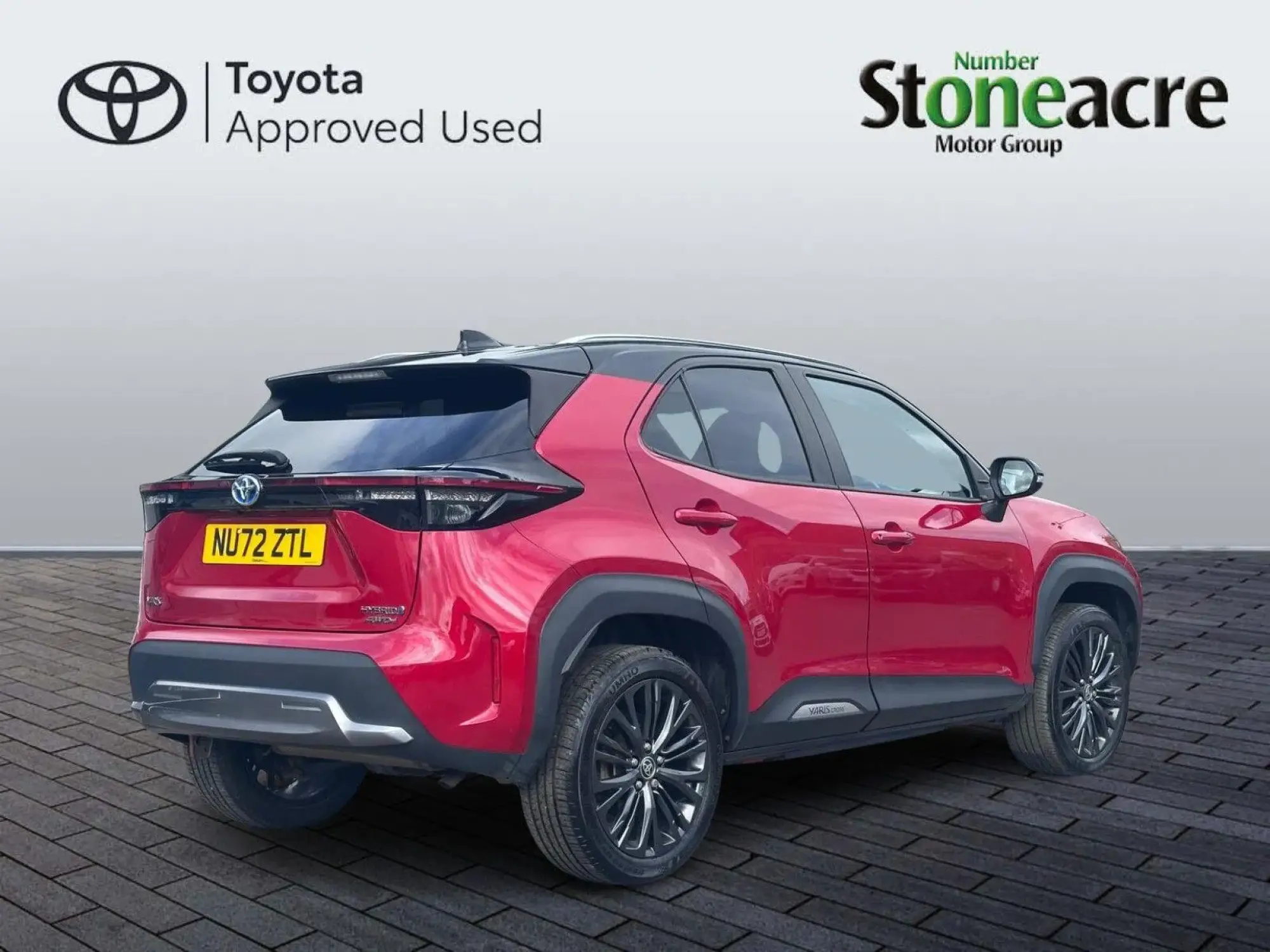 Toyota Yaris Cross 1.5 VVT-h Dynamic SUV 5dr Petrol Hybrid E-CVT AWD Euro 6 (s/s) (116 ps) NU72ZTL Image 2