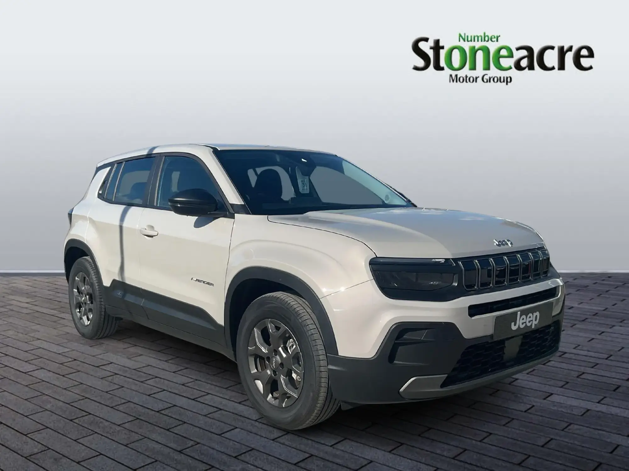Jeep Avenger 54kWh e-Longitude Auto 5dr DA26YMU Image 1