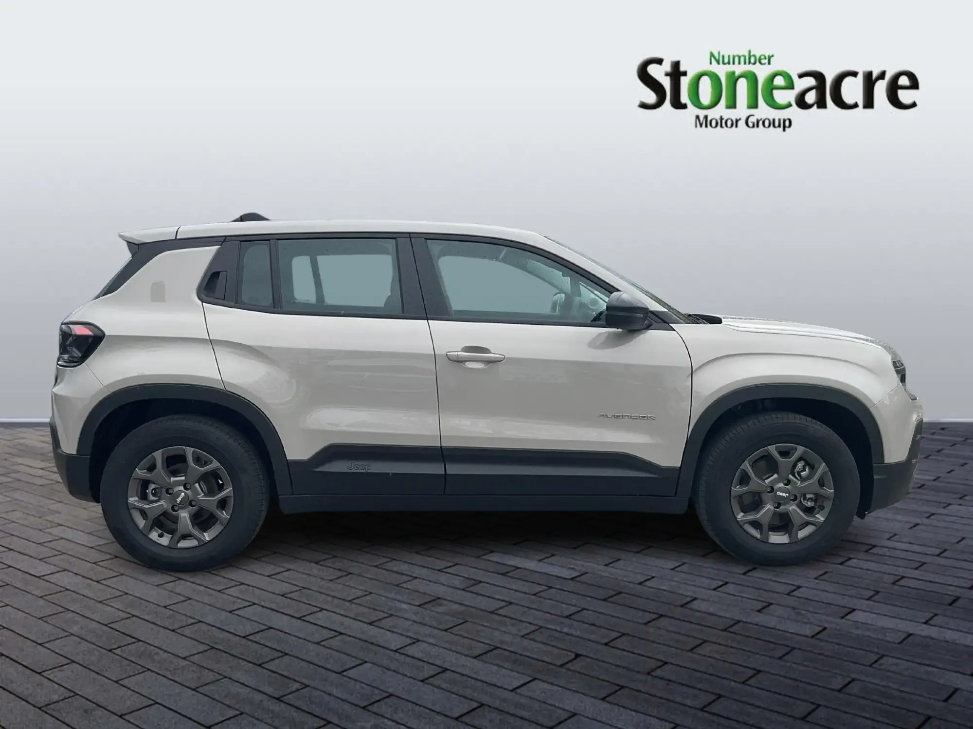 Jeep Avenger 54kWh e-Longitude Auto 5dr DA26YMU Image 2