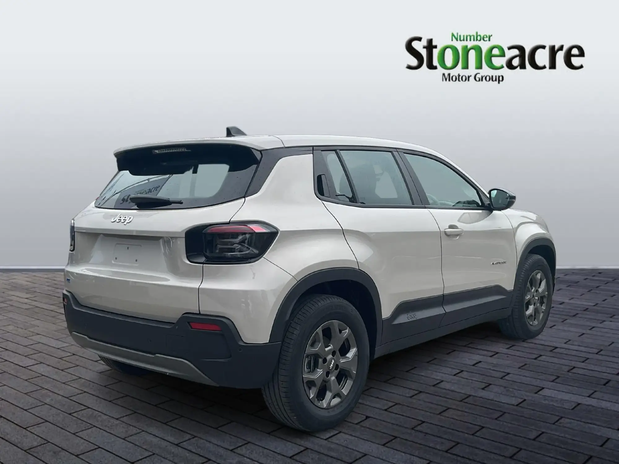 Jeep Avenger 54kWh e-Longitude Auto 5dr DA26YMU Image 3