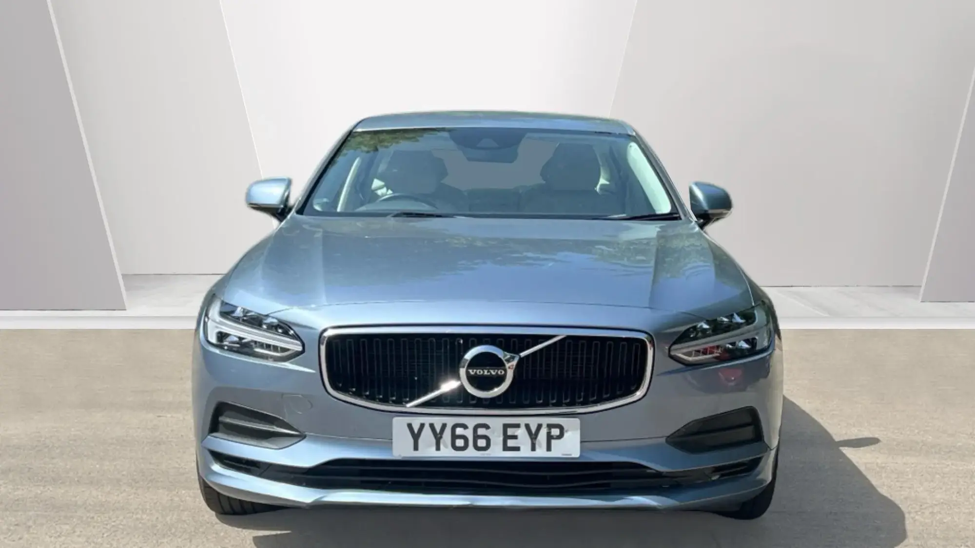 Volvo S90 2.0 D4 Momentum 4dr Geartronic YY66EYP Image 2