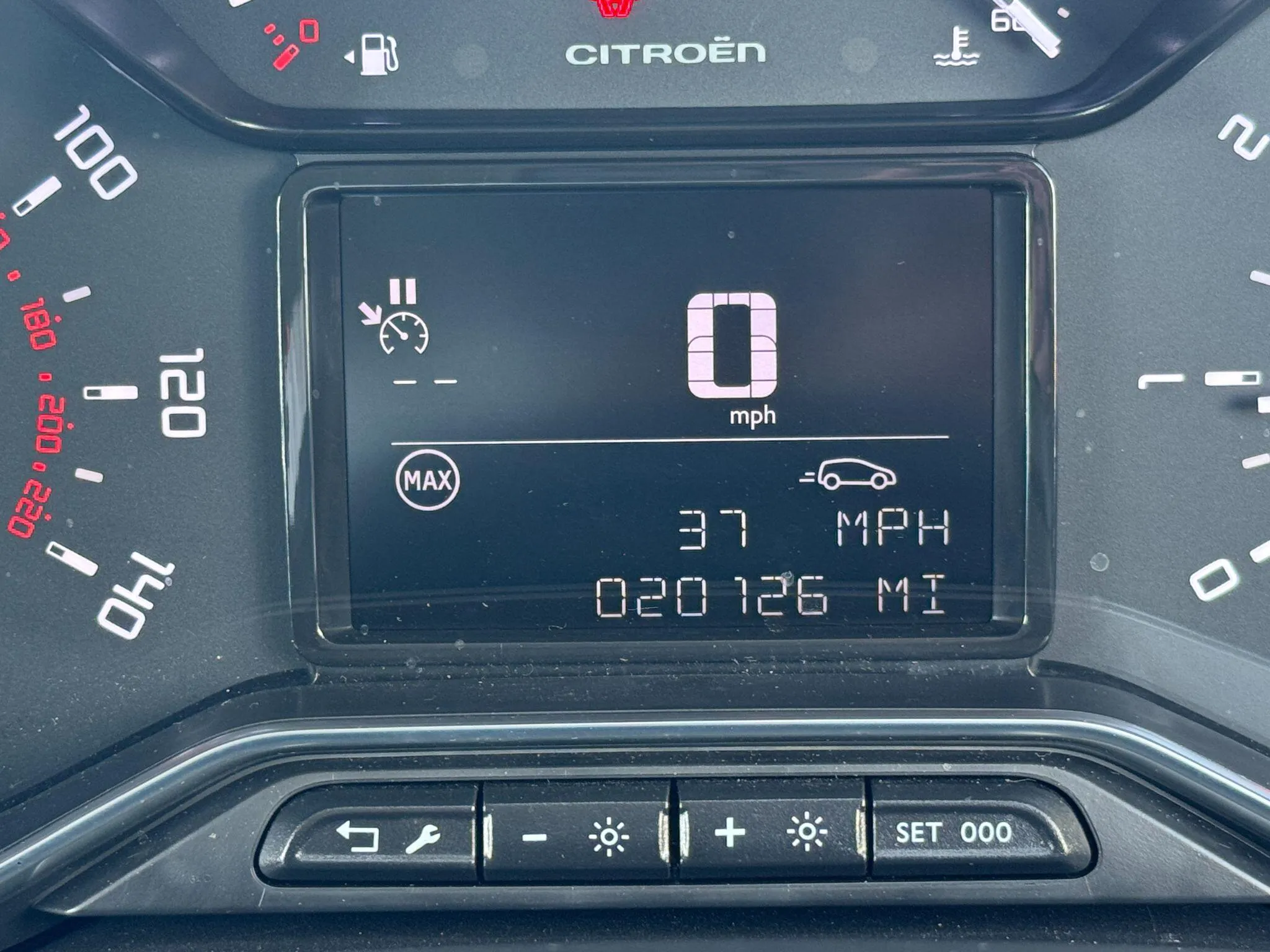 2022 Citroen C3 Aircross thumbnail 18