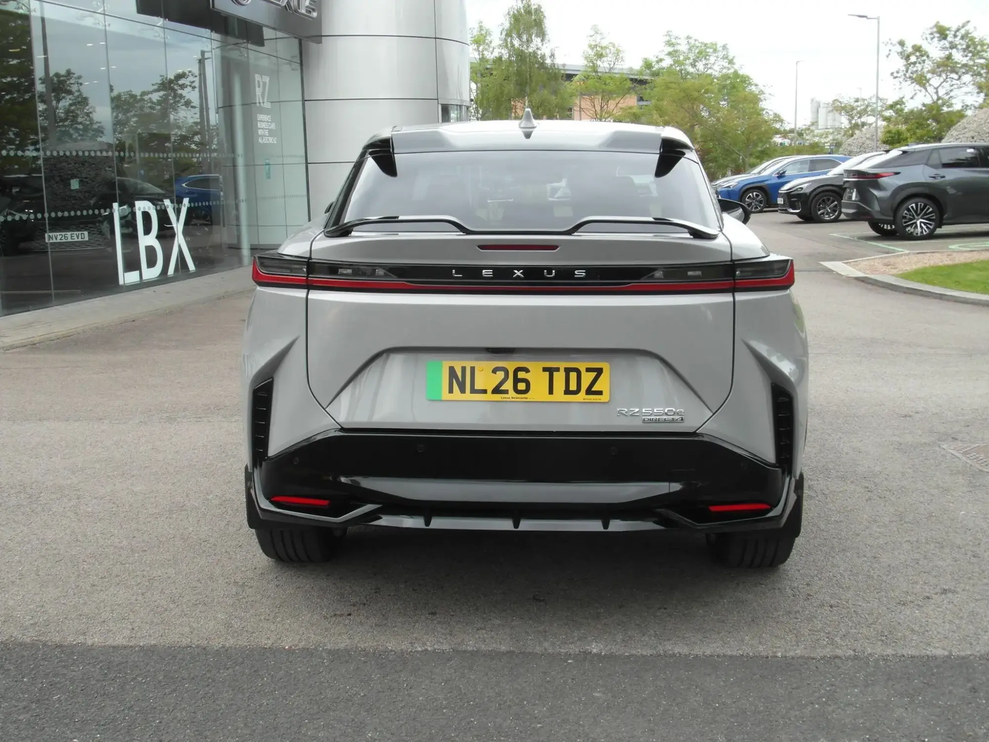 Lexus RZ Image 21