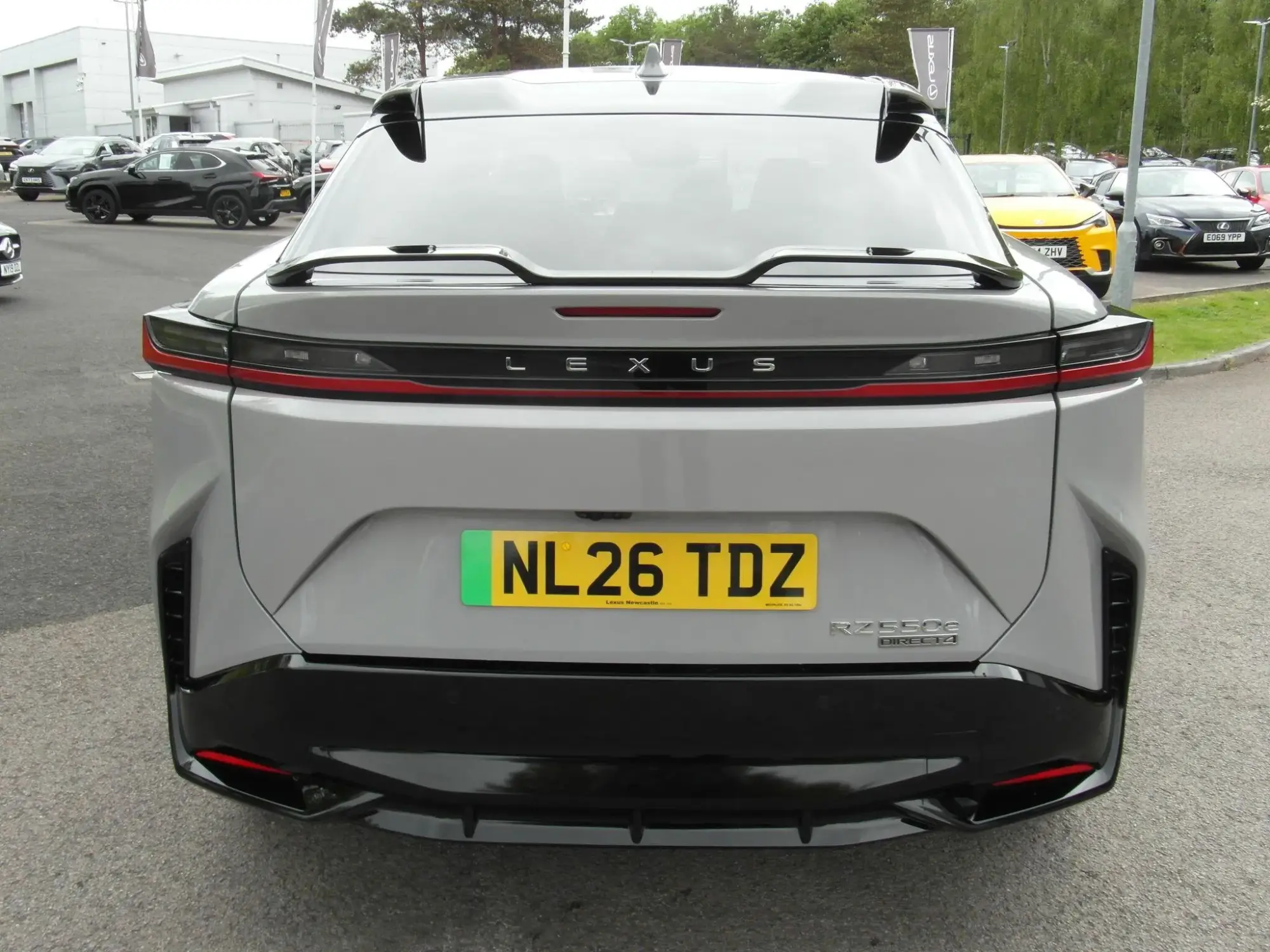 Lexus RZ Image 22
