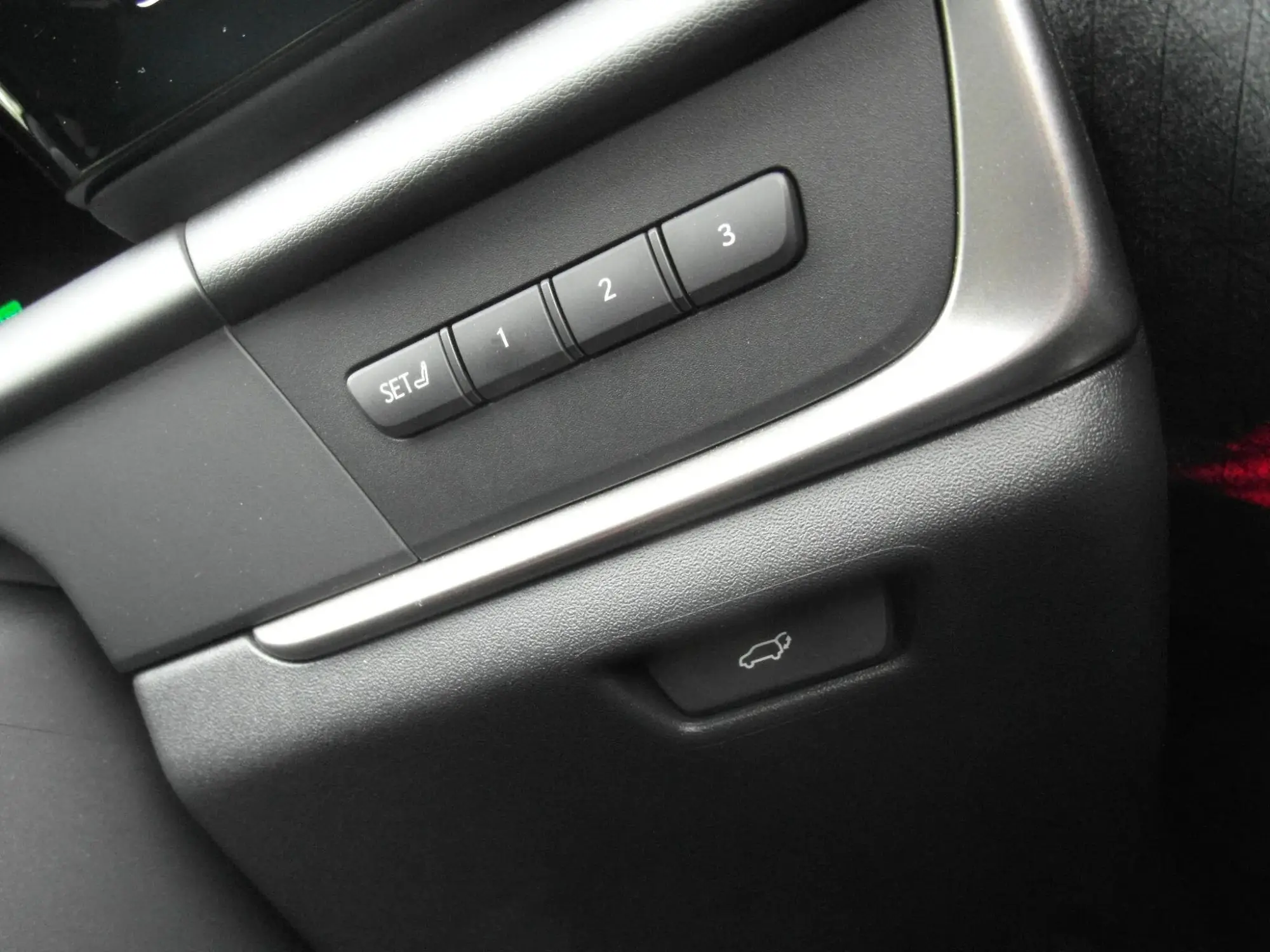 Lexus RZ Image 39