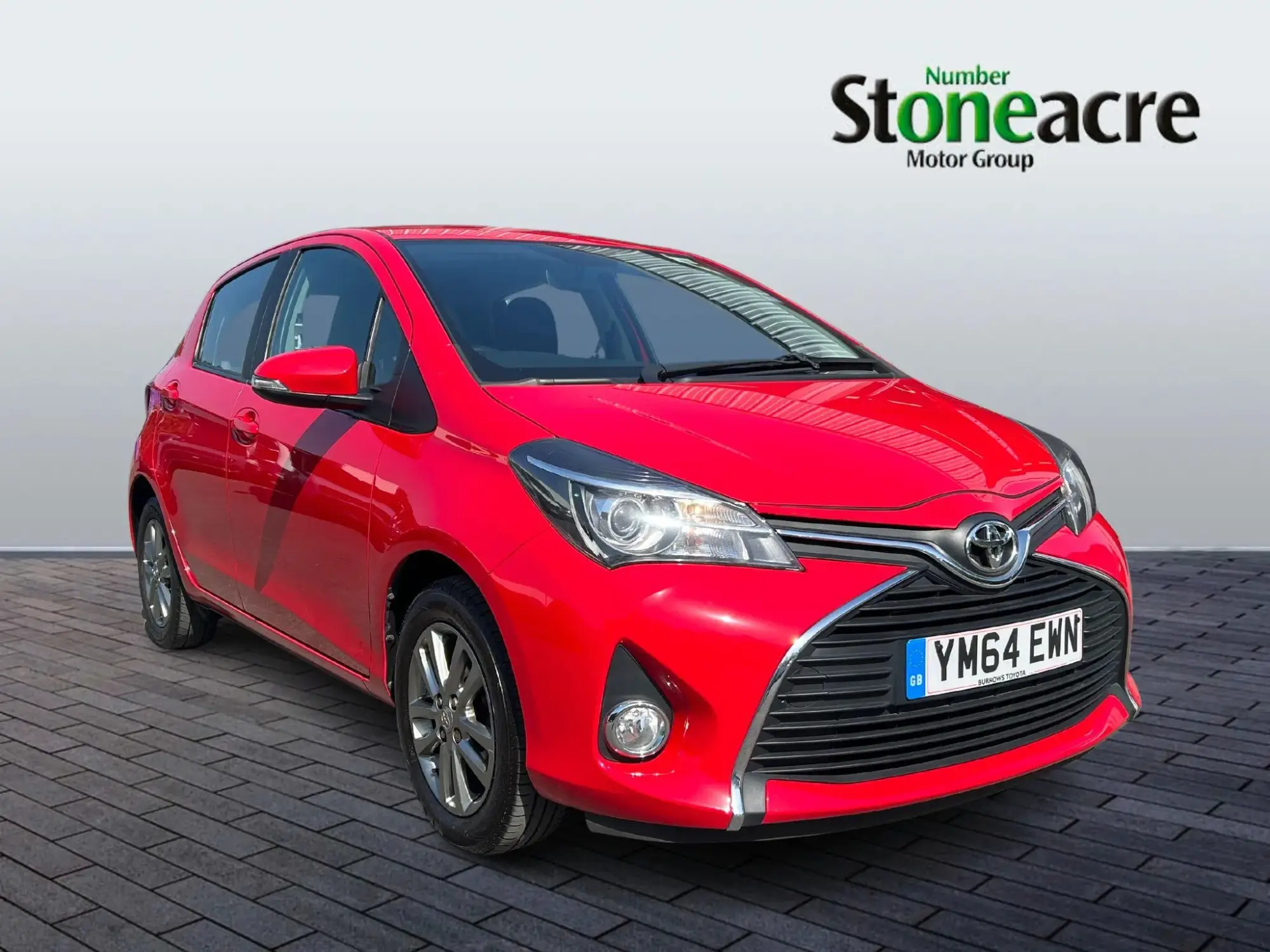 Toyota Yaris 1.33 VVT-i Icon 5dr YM64EWN Image 1