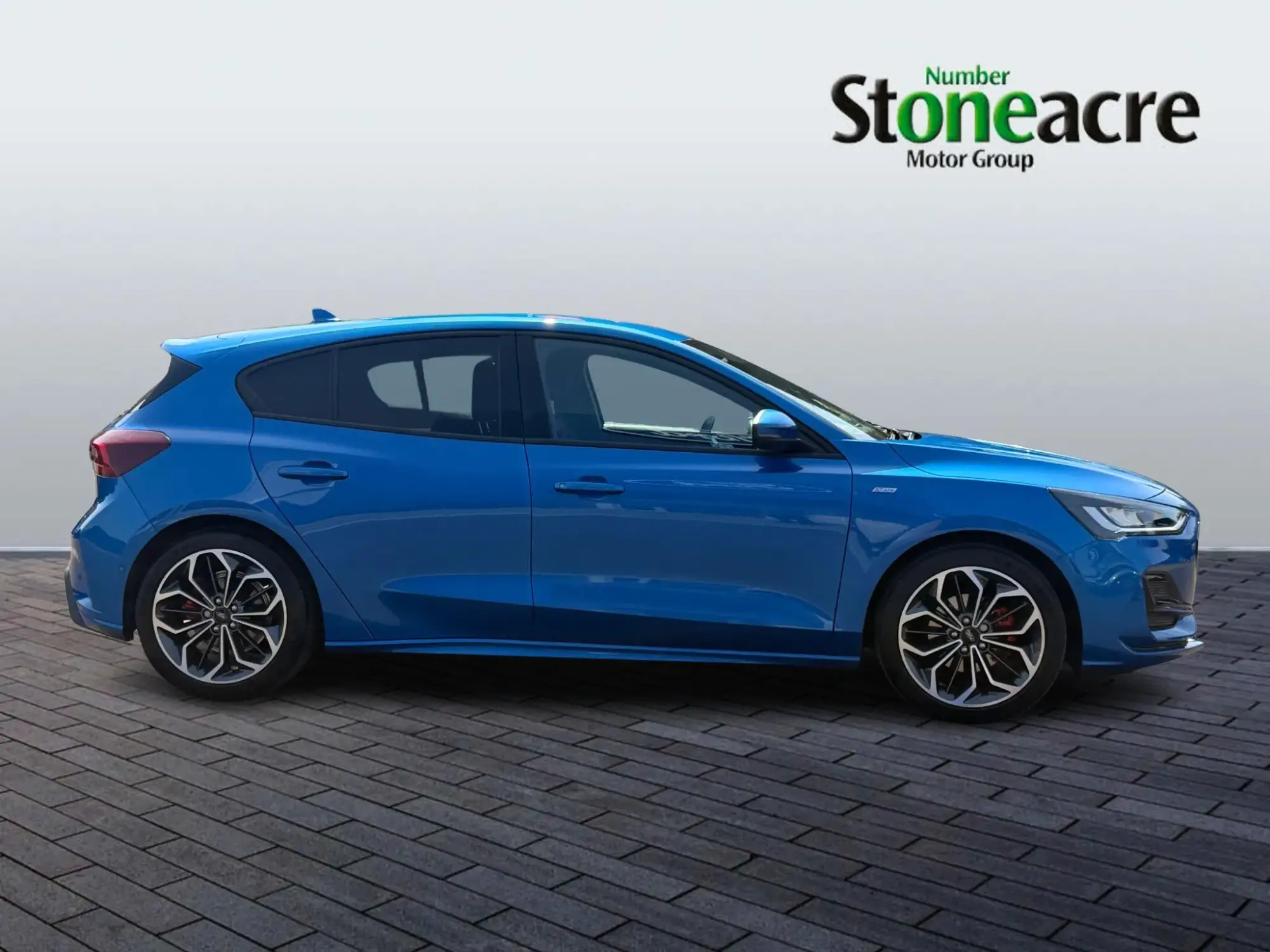 Ford Focus 1.0T EcoBoost MHEV ST-Line X DCT Euro 6 (s/s) 5dr YP26NYW Image 2