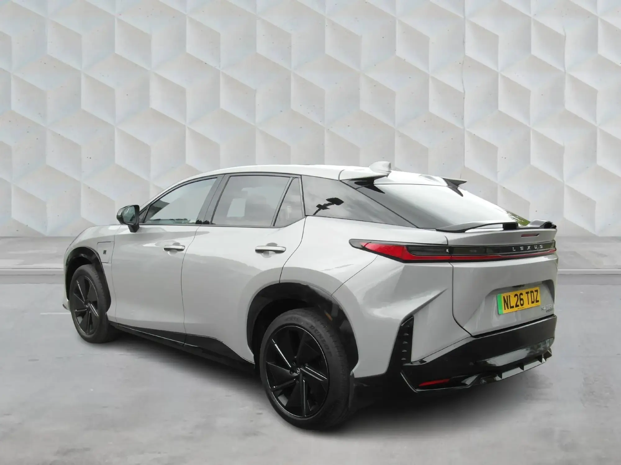 Lexus RZ Image 5