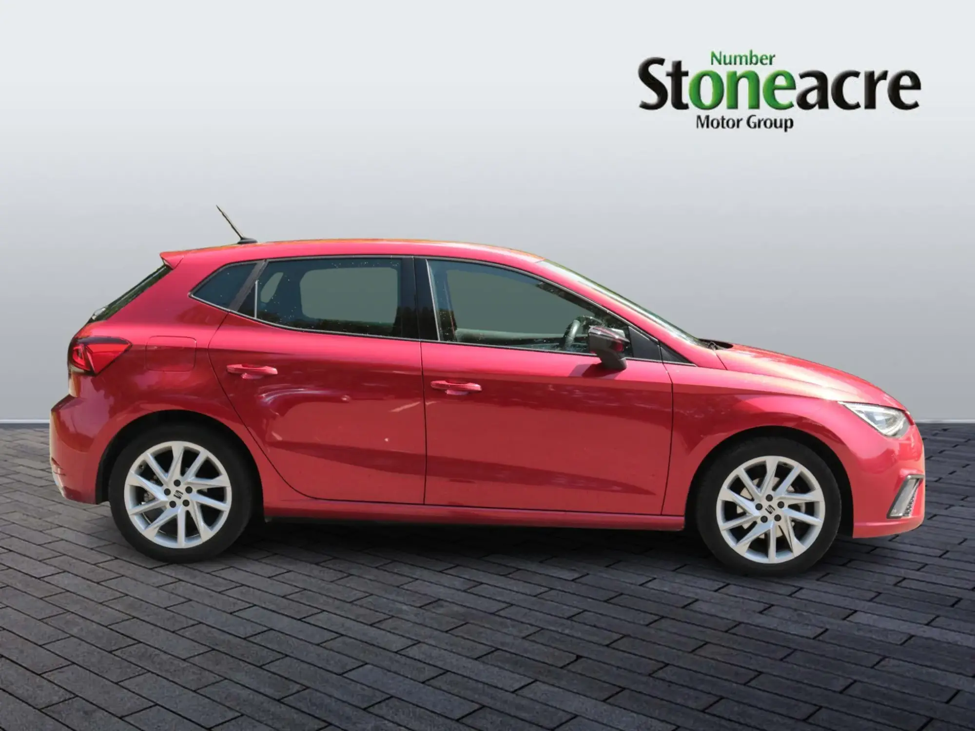 SEAT Ibiza 1.0 TSI FR DSG Euro 6 (s/s) 5dr DF24UGA Image 2