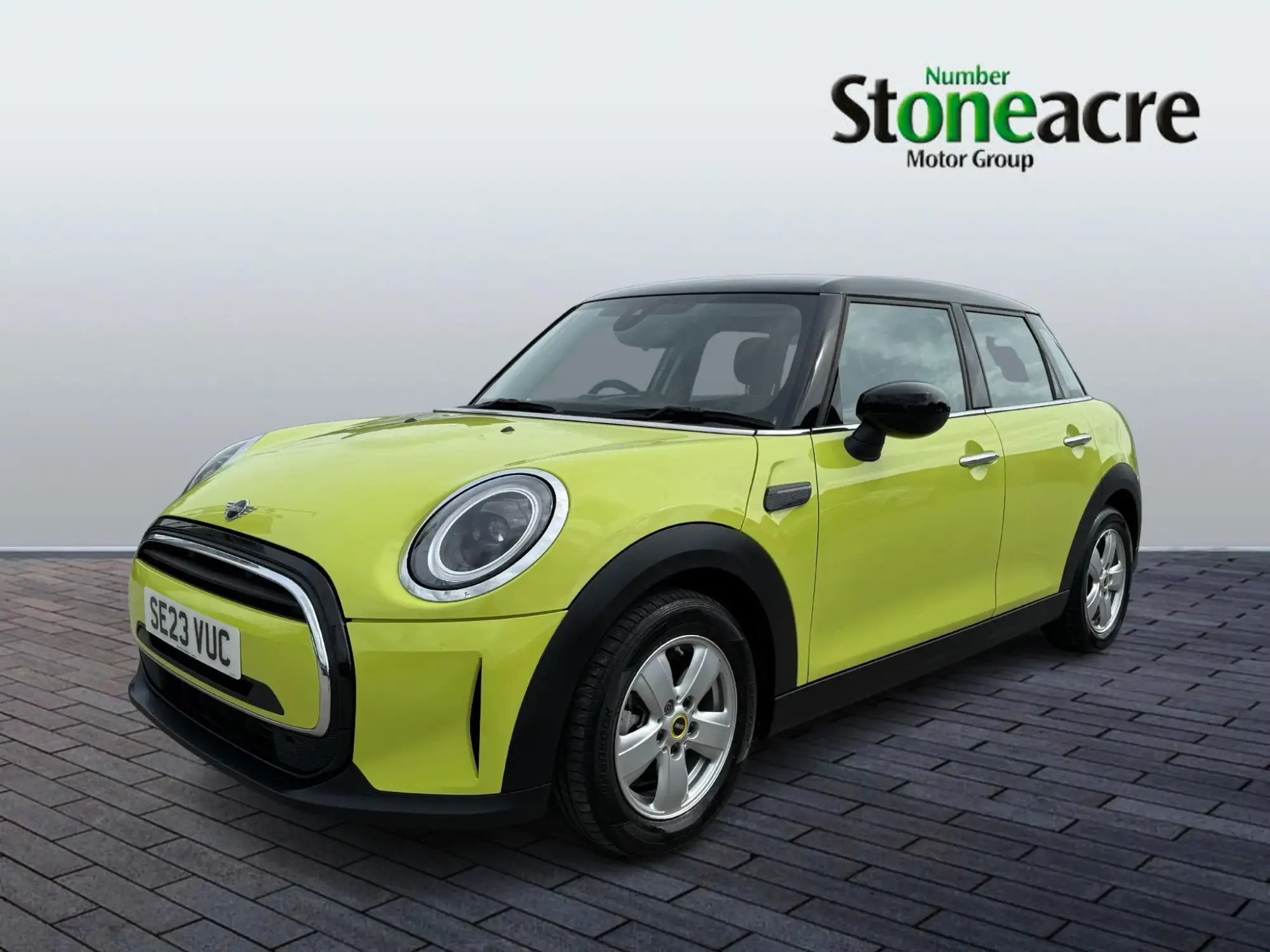 MINI Hatch 1.5 Cooper Classic Steptronic Euro 6 (s/s) 5dr SE23VUC Image 3