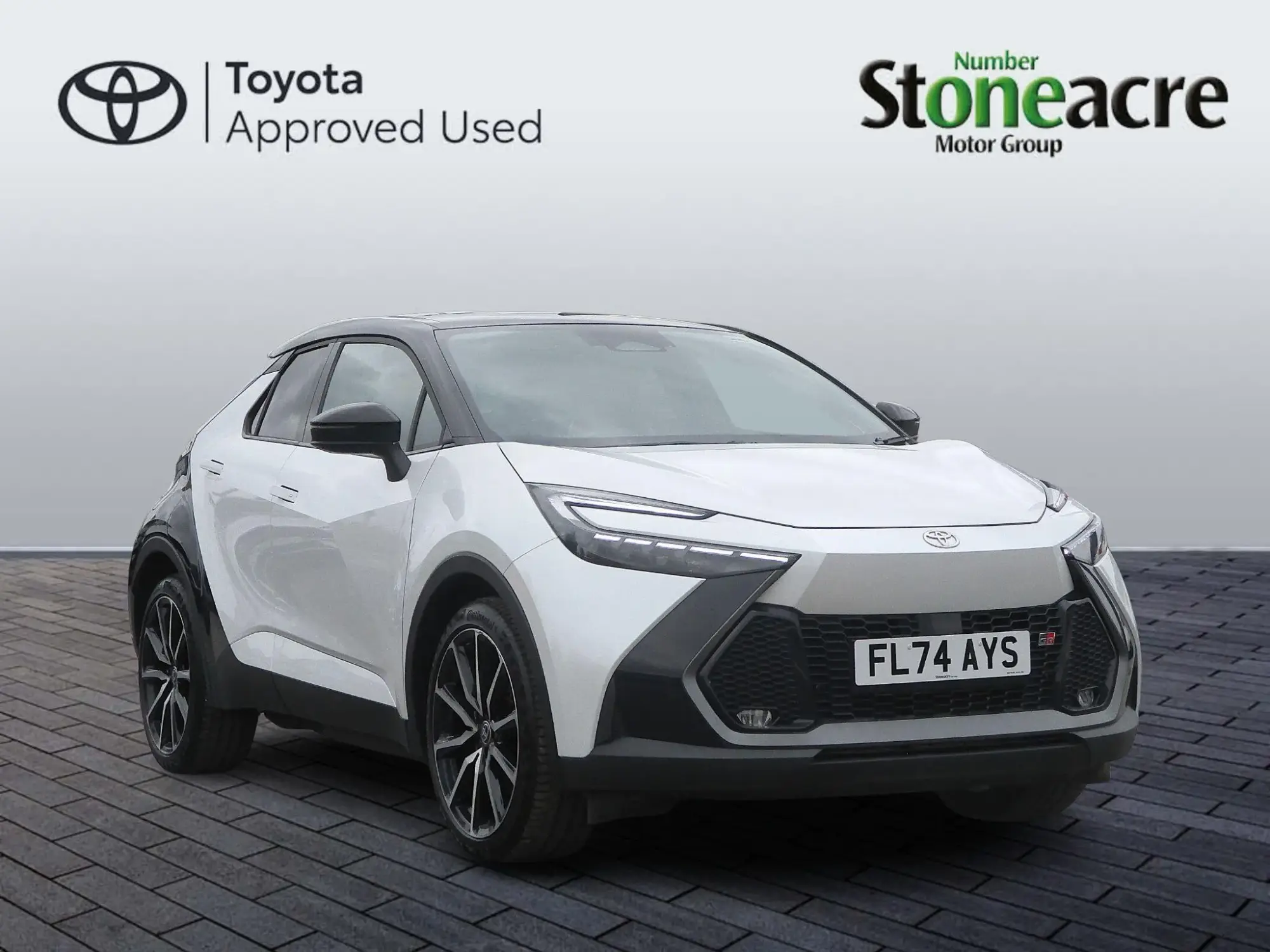 Toyota C-HR Plug-in Hybrid 2.0 VVT-h 13.6 kWh GR SPORT CVT Euro 6 (s/s) 5dr FL74AYS Image 1