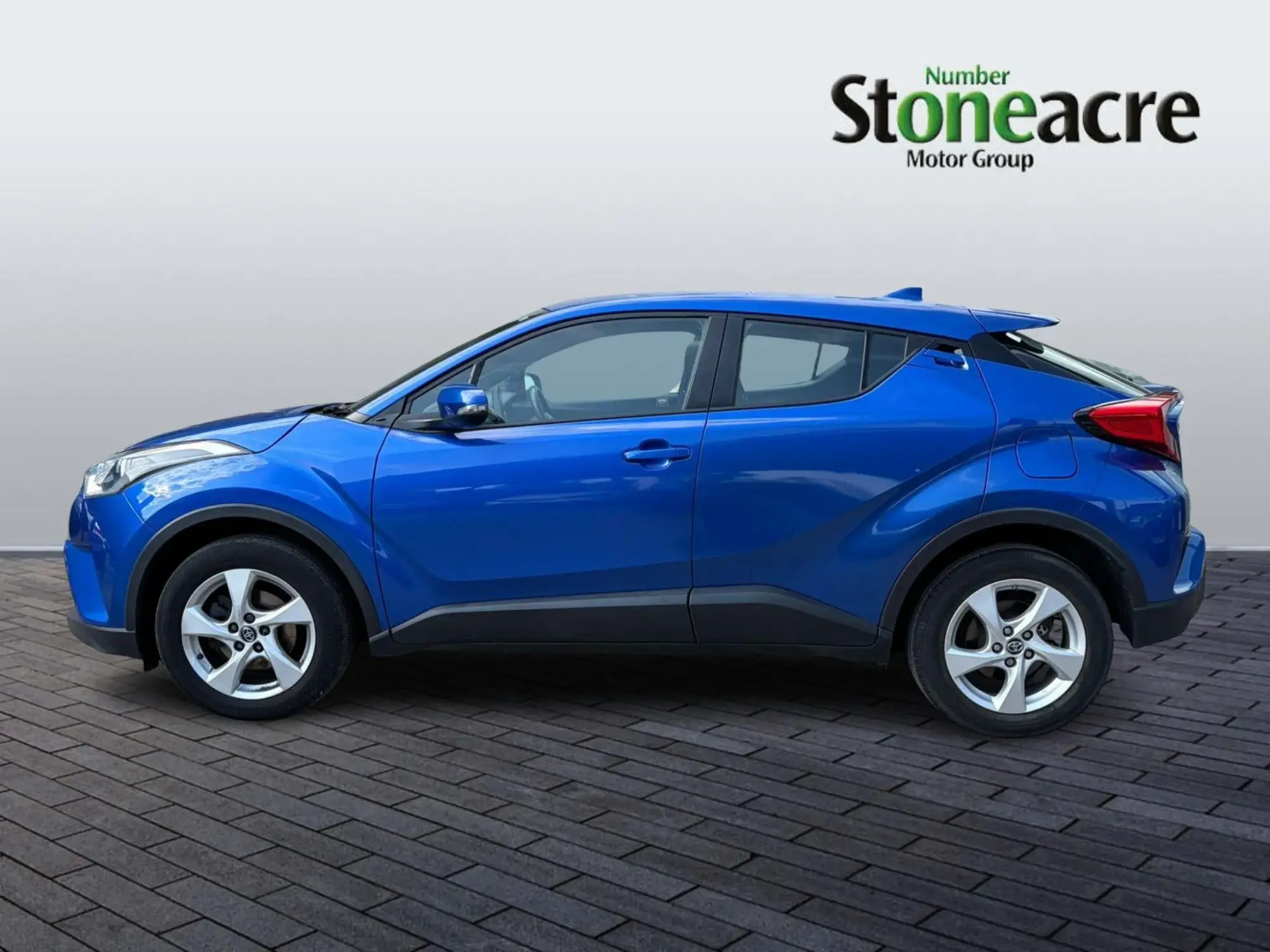 Toyota C-HR Image 5 Toyota C-HR Image 5