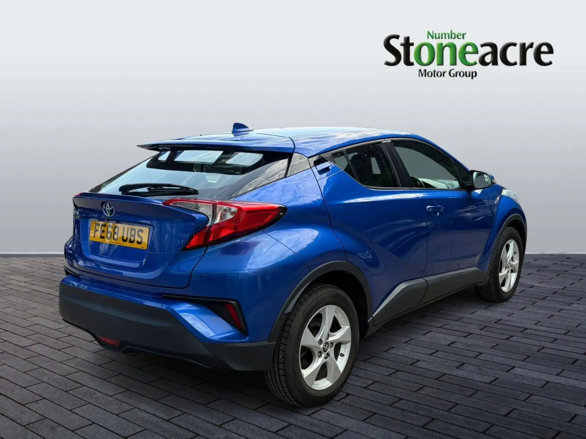 Toyota C-HR Image 8 Toyota C-HR Image 8