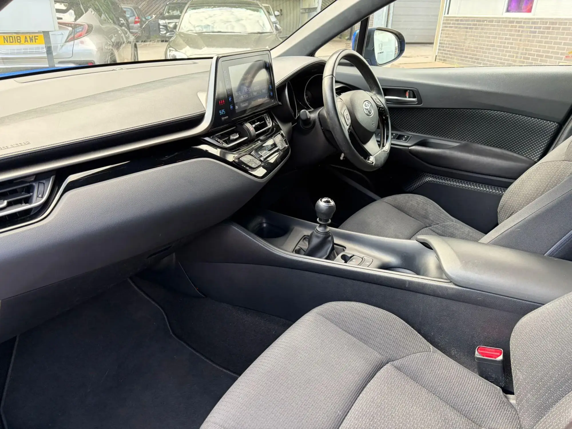 Toyota C-HR Image 10 Toyota C-HR Image 10