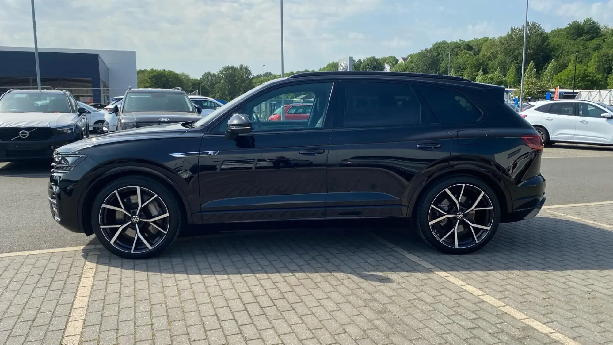 Volkswagen Touareg Image 5 Volkswagen Touareg Image 5