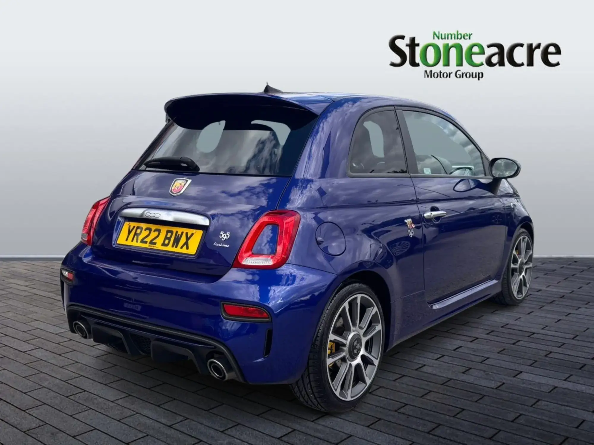 Abarth 595 1.4 T-Jet Turismo 70th Euro 6 3dr YR22BWX Image 3
