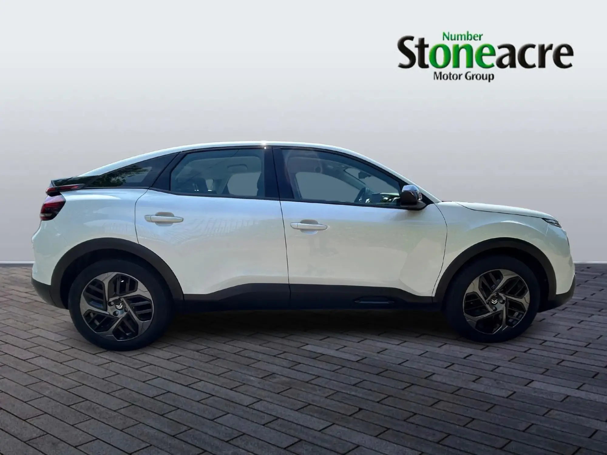 Citroen C4 1.2 PureTech PLUS Euro 6 (s/s) 5dr FT73OAU Image 2