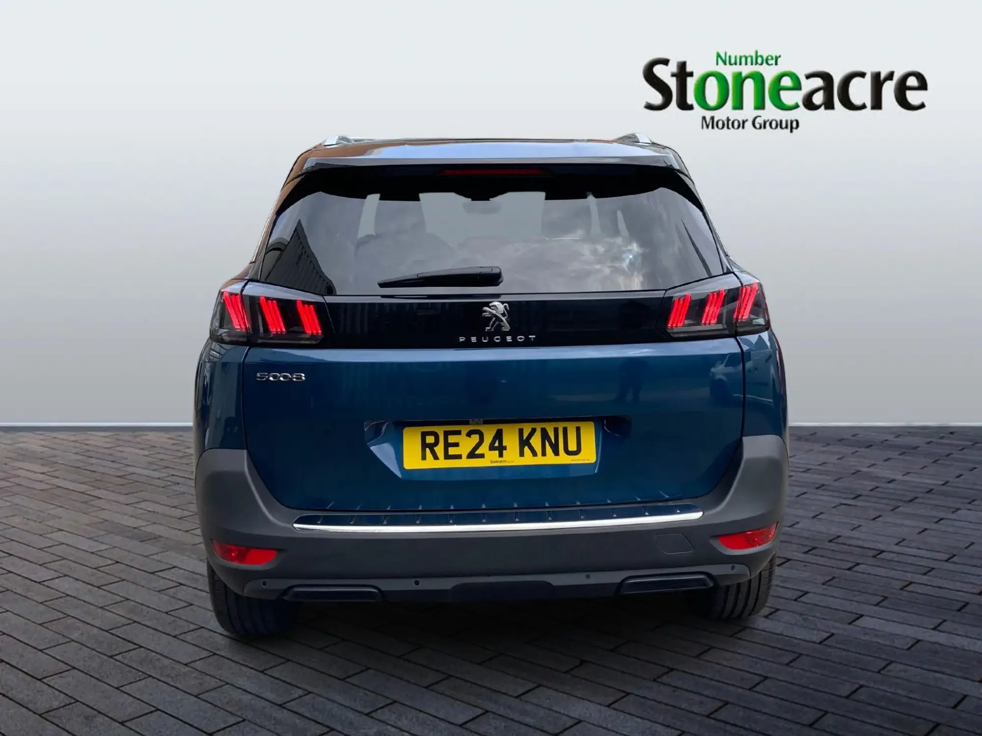 Peugeot 5008 Image 6