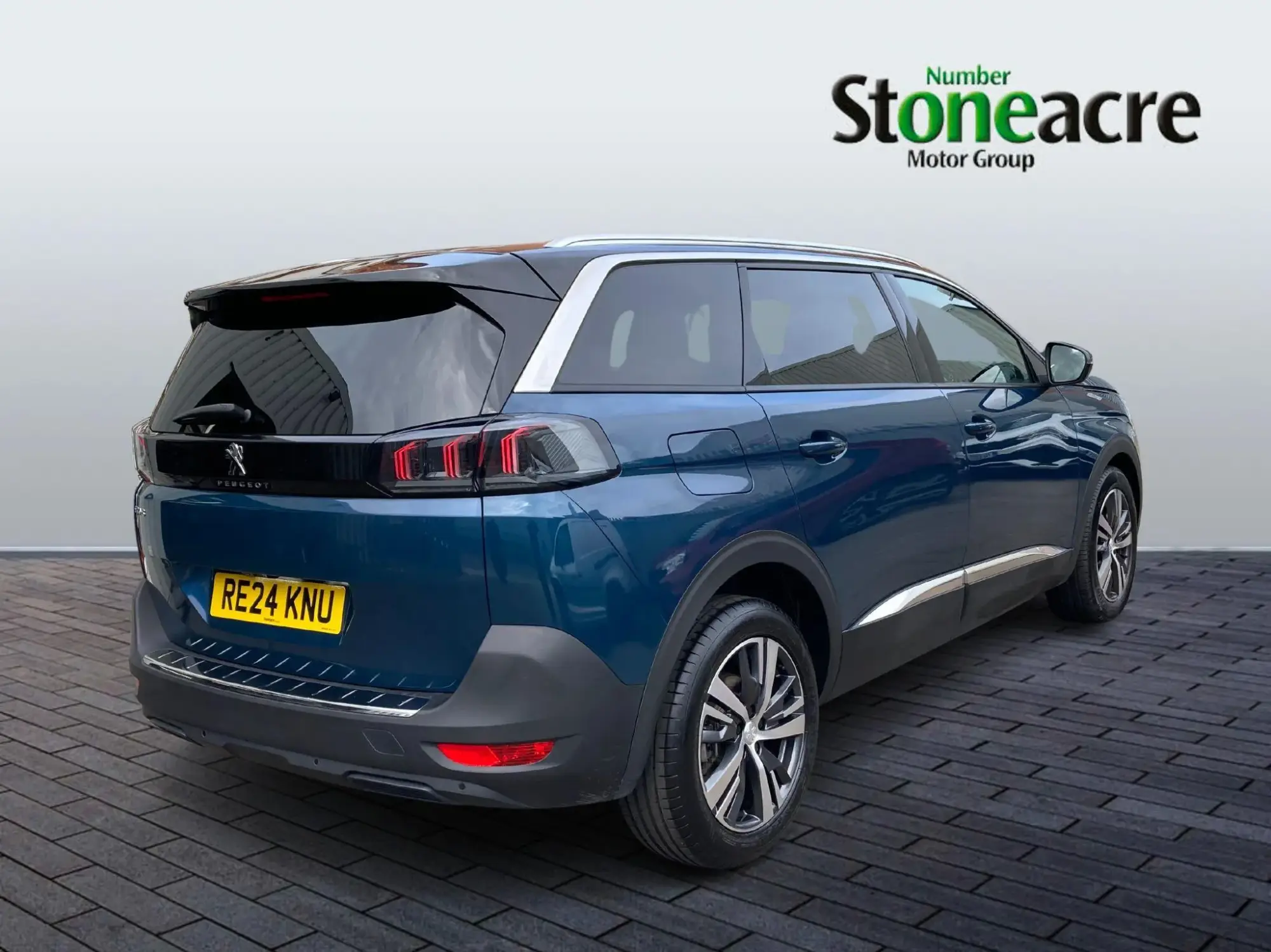 Peugeot 5008 Image 8