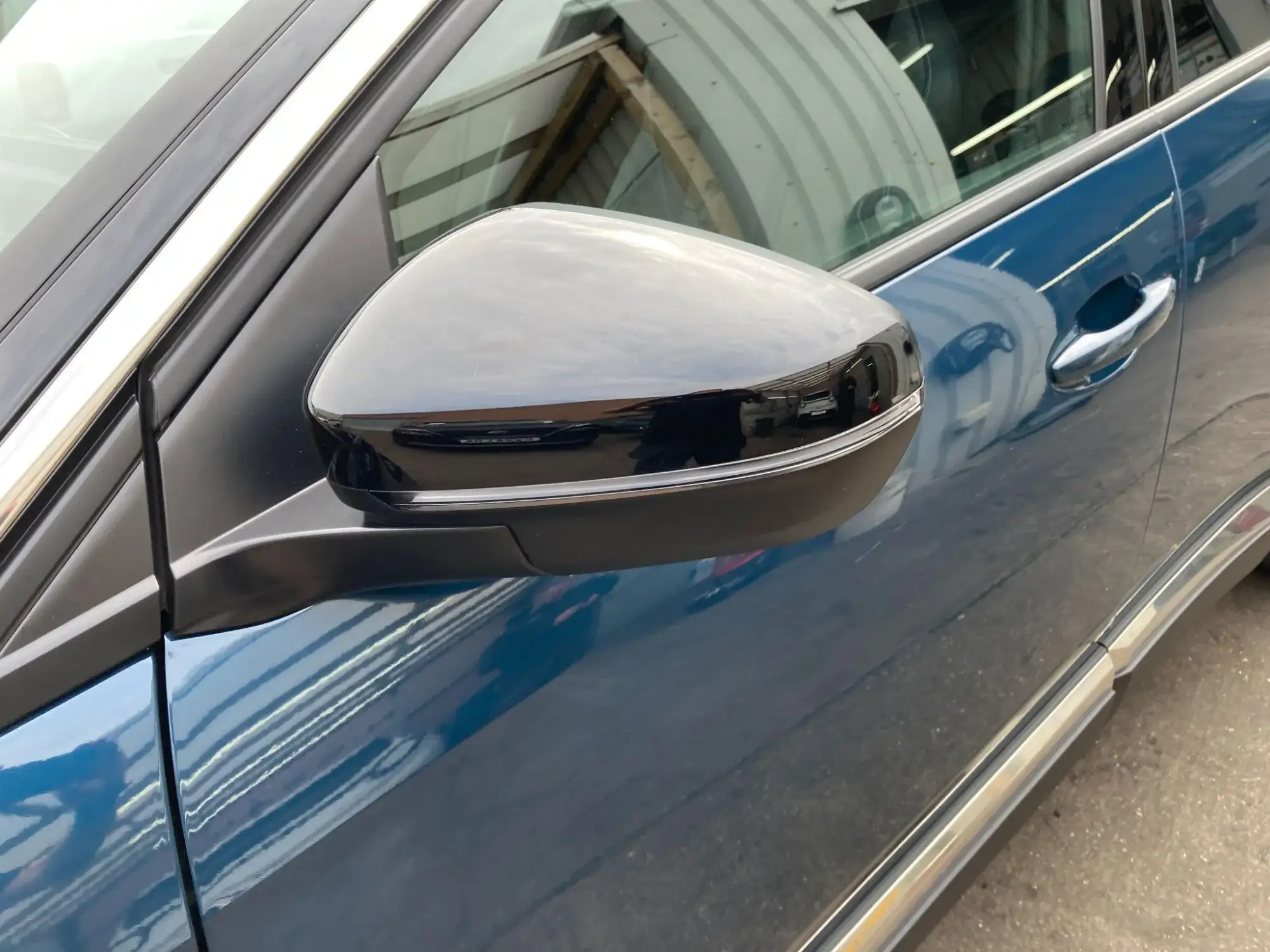 Peugeot 5008 Image 9