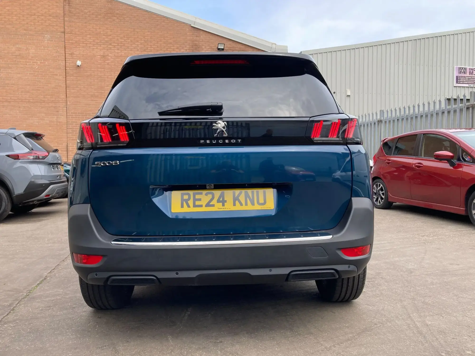 Peugeot 5008 Image 25