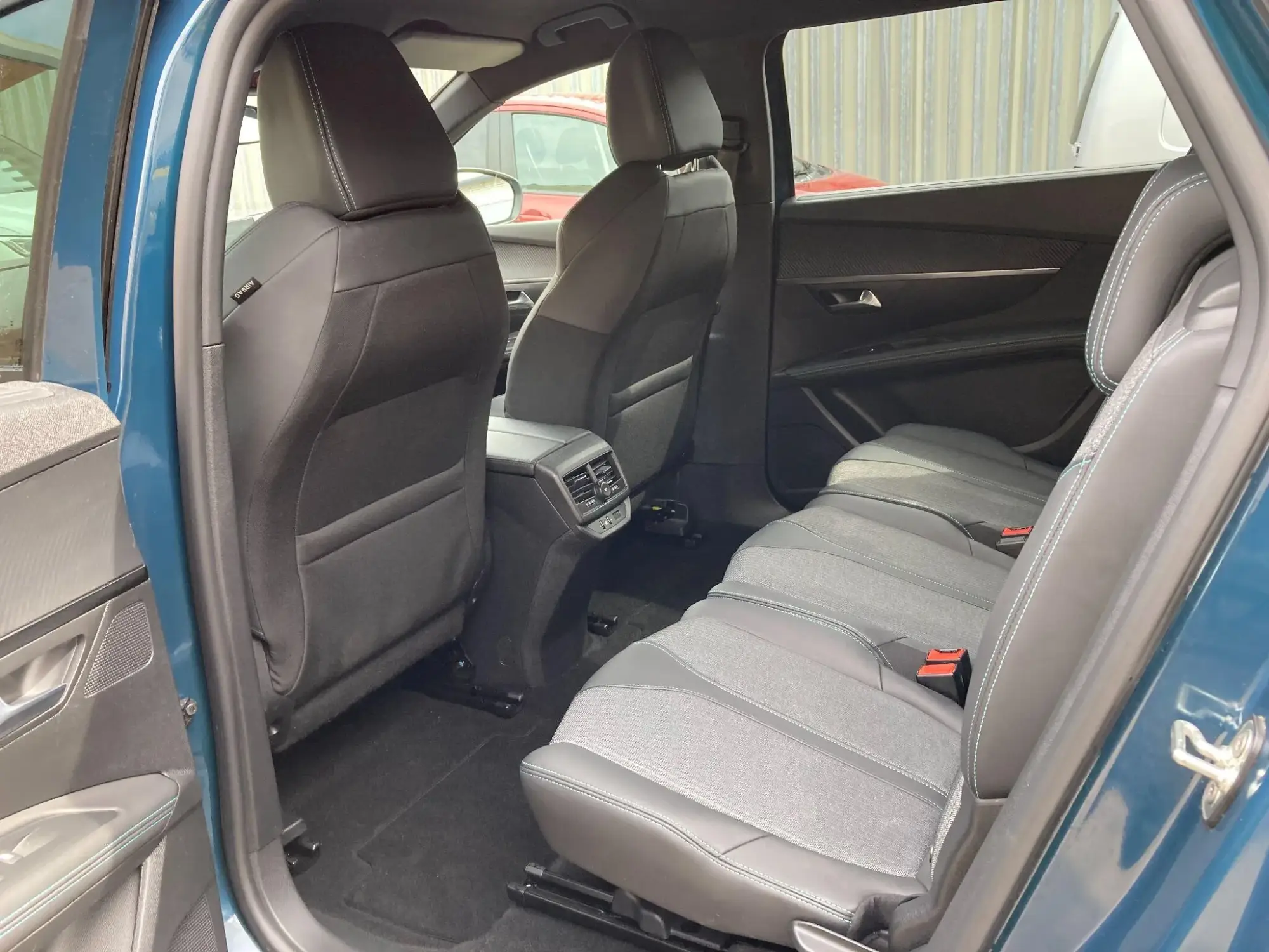 Peugeot 5008 Image 36