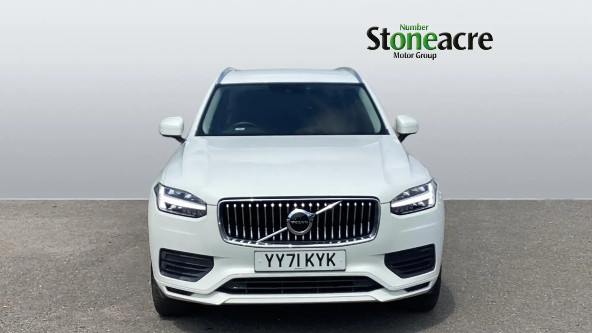 Volvo XC90 Image 8