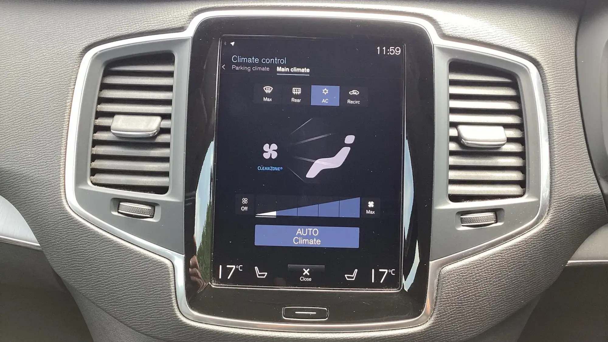 Volvo XC90 Image 19