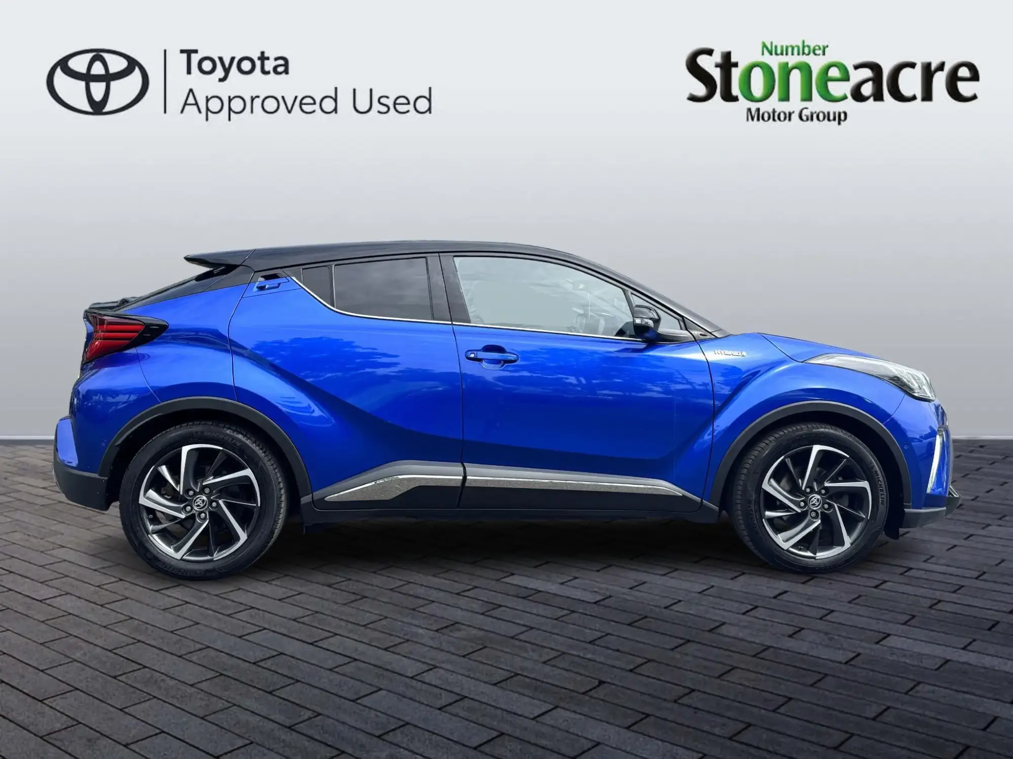 Toyota C-HR Self-Charging Hybrid Image 2
