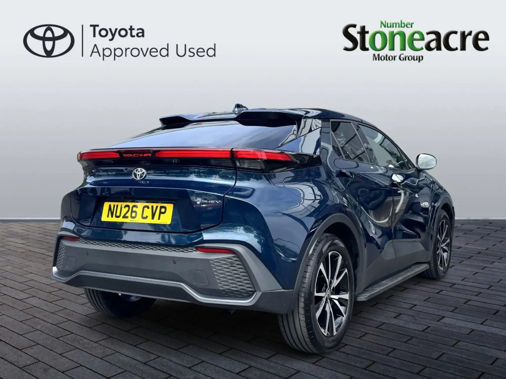 Toyota C-HR Plug-in Hybrid 2.0 VVT-h 13.6 kWh Design CVT Euro 6 (s/s) 5dr NU26CVP Image 3