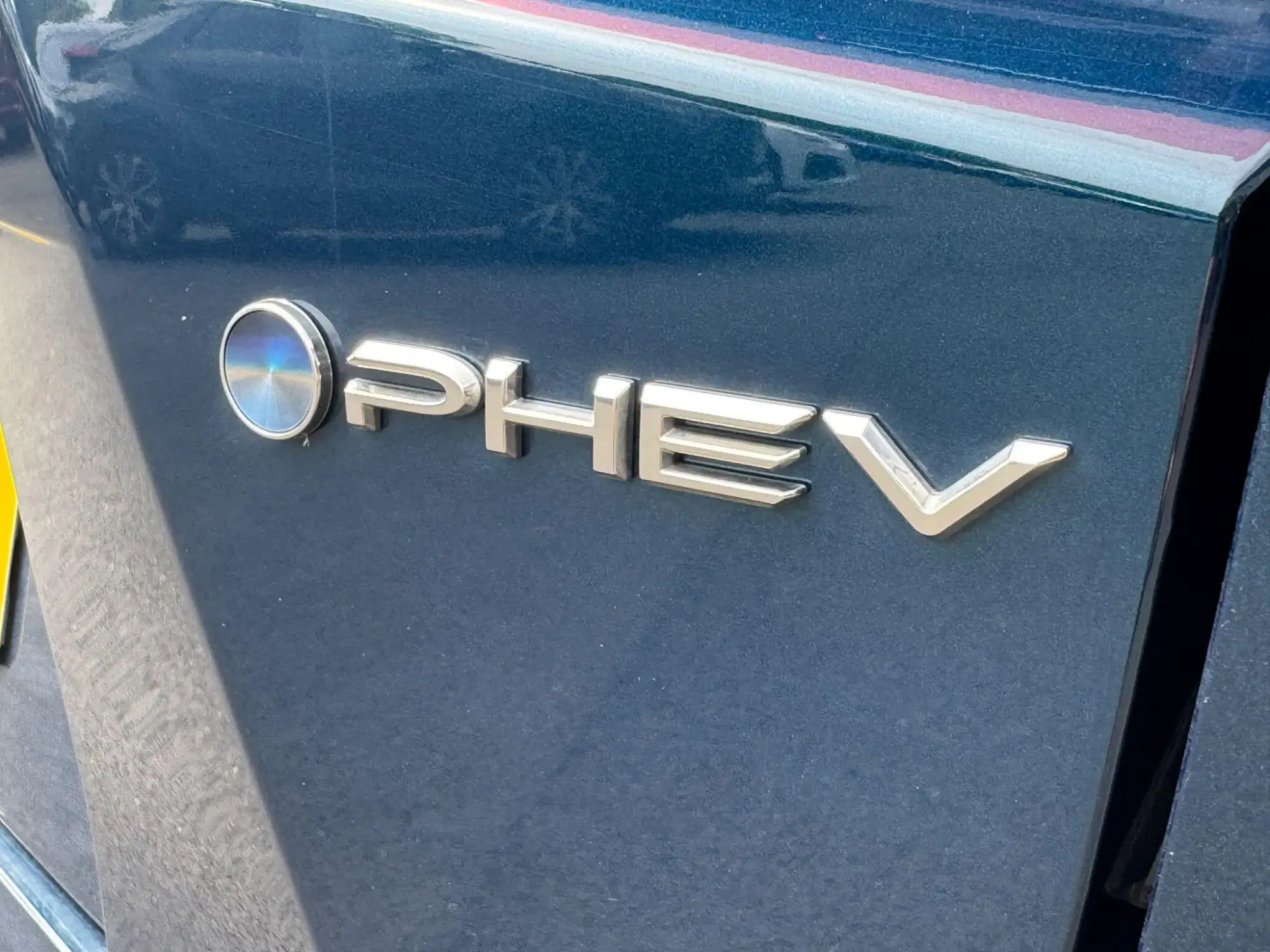 Toyota C-HR Plug-in Hybrid Image 10 Toyota C-HR Plug-in Hybrid Image 10