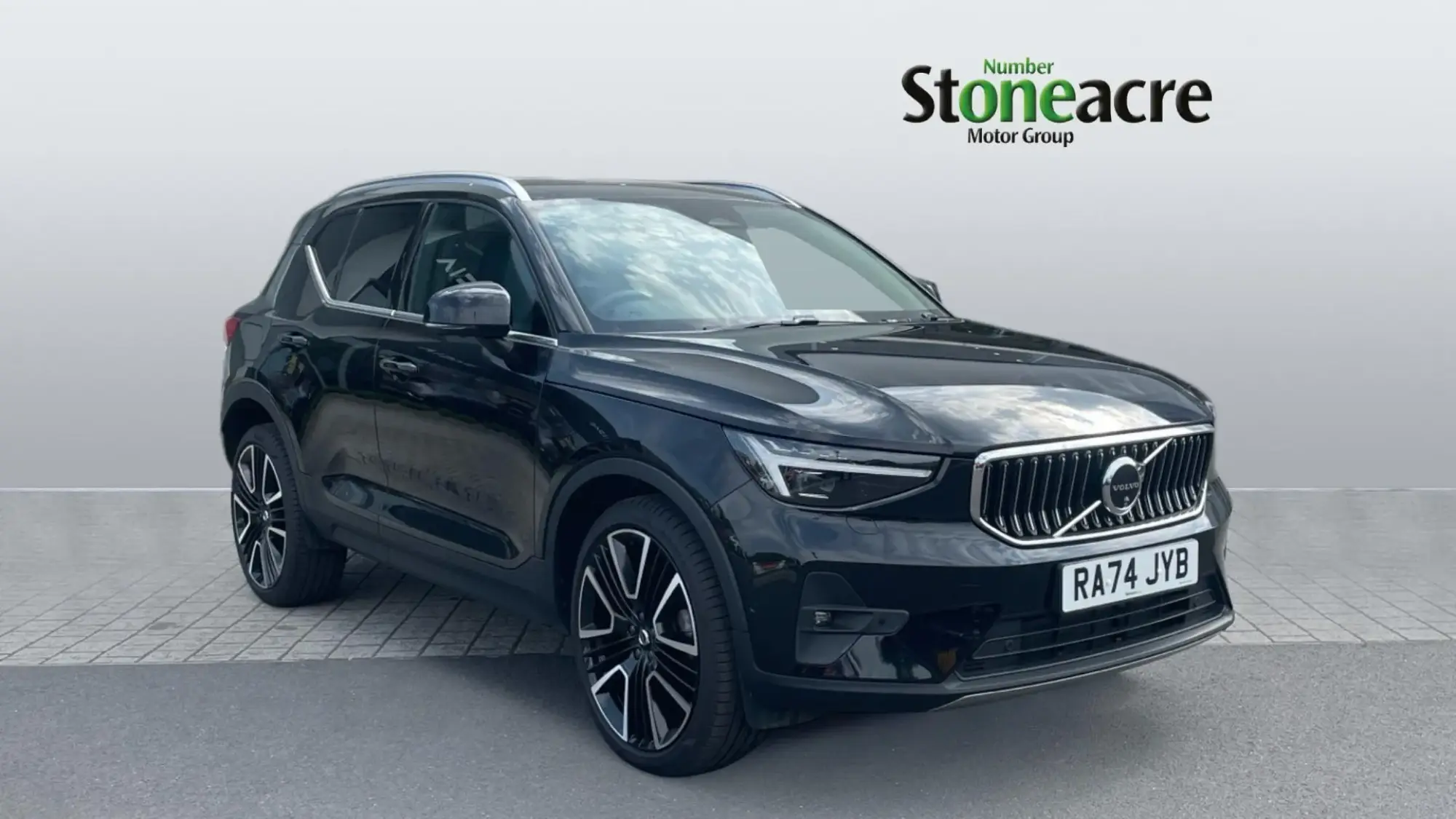 Volvo XC40 Image 1