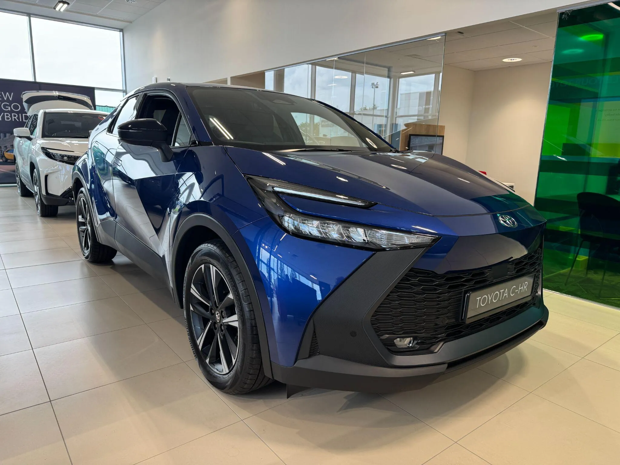 Toyota C-Hr Self-Charging Hybrid listing photo