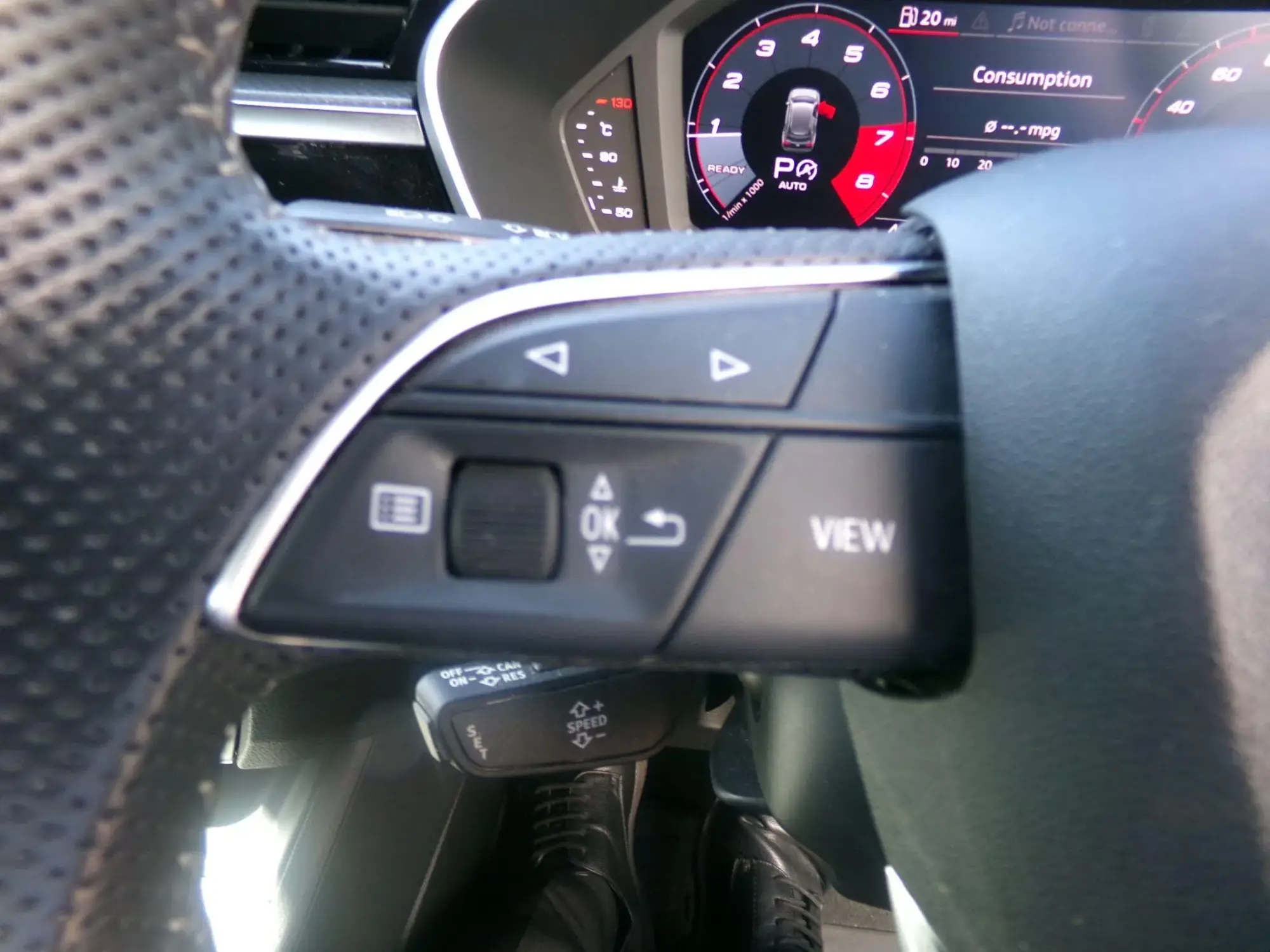 Audi Q3 Image 17
