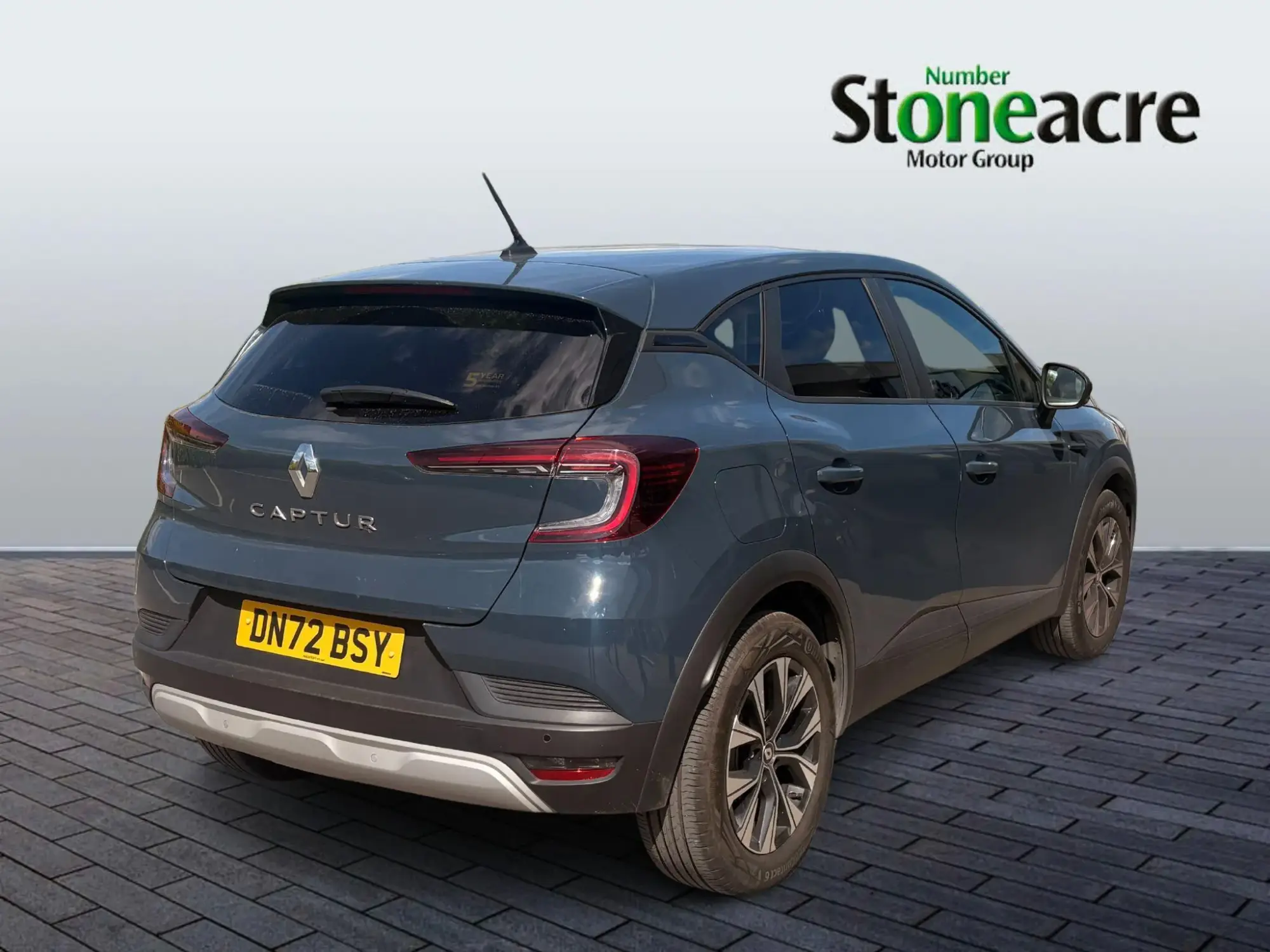 Renault Captur Image 8 Renault Captur Image 8
