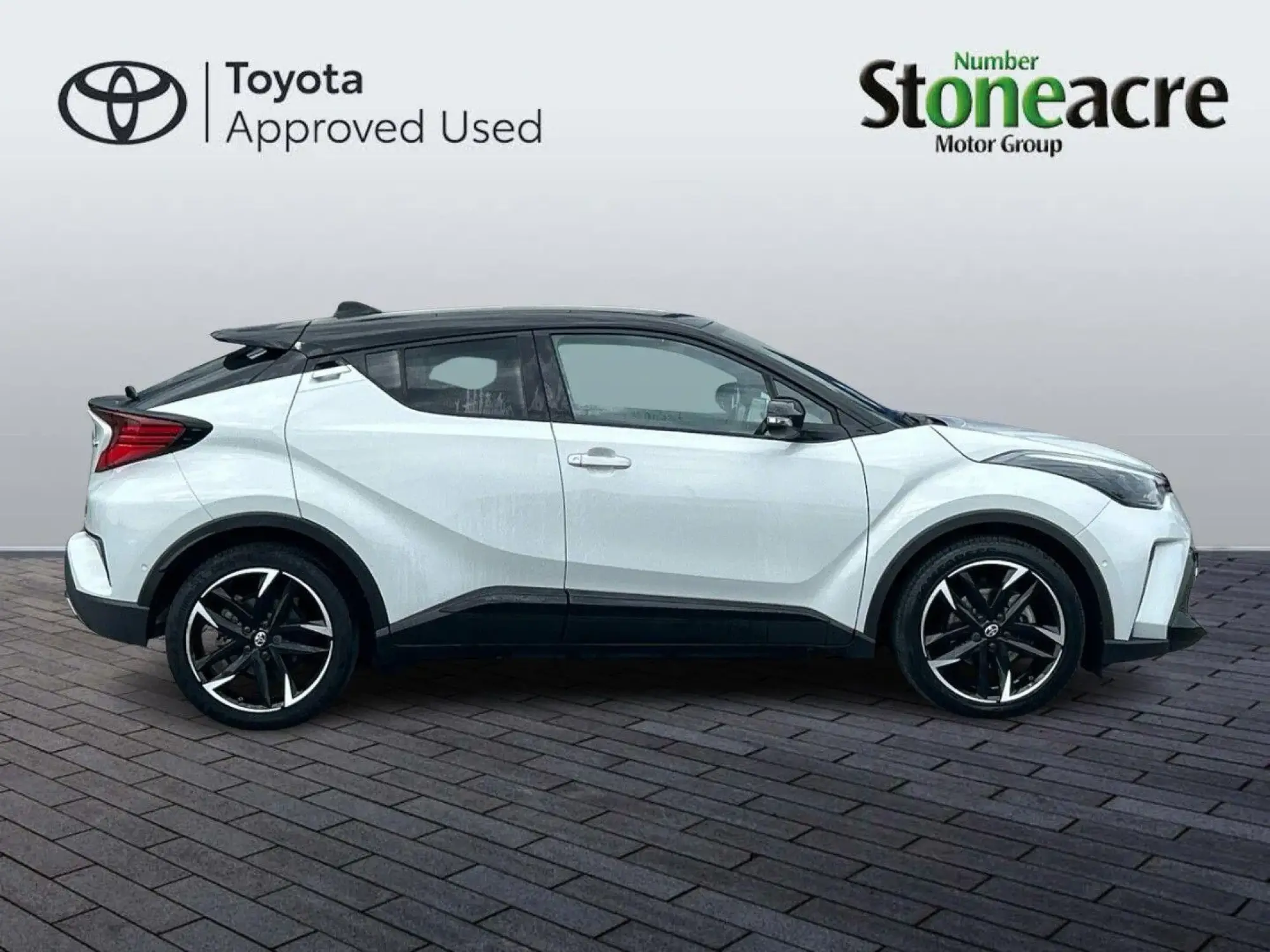 Toyota C-HR Self-Charging Hybrid Image 2